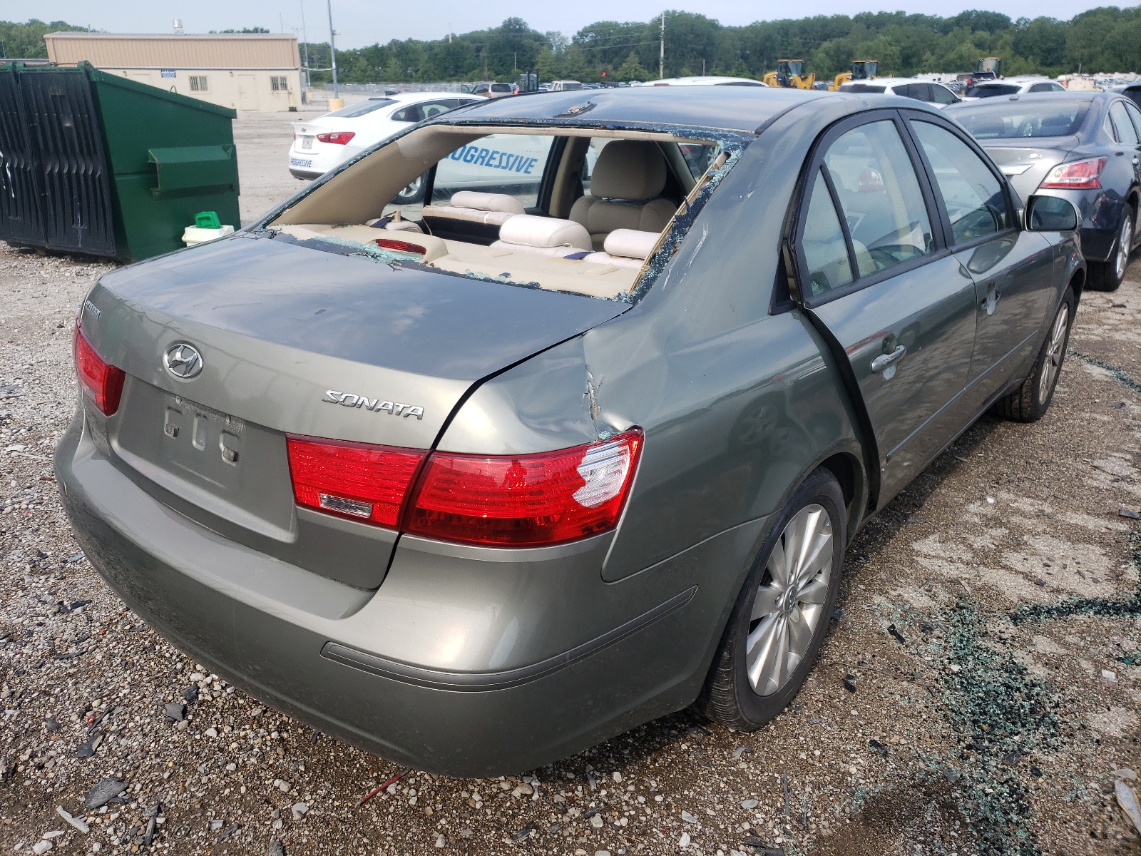 Photo 4 from auction – 2010 HYUNDAI SONATA GLS with VIN 5NPET4AC8AH657503