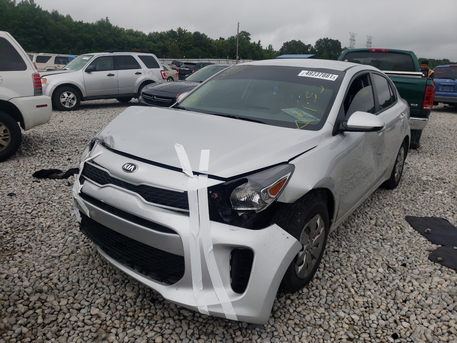 Photo 2 from auction – 2019 KIA RIO S with VIN 3KPA24AB7KE230893
