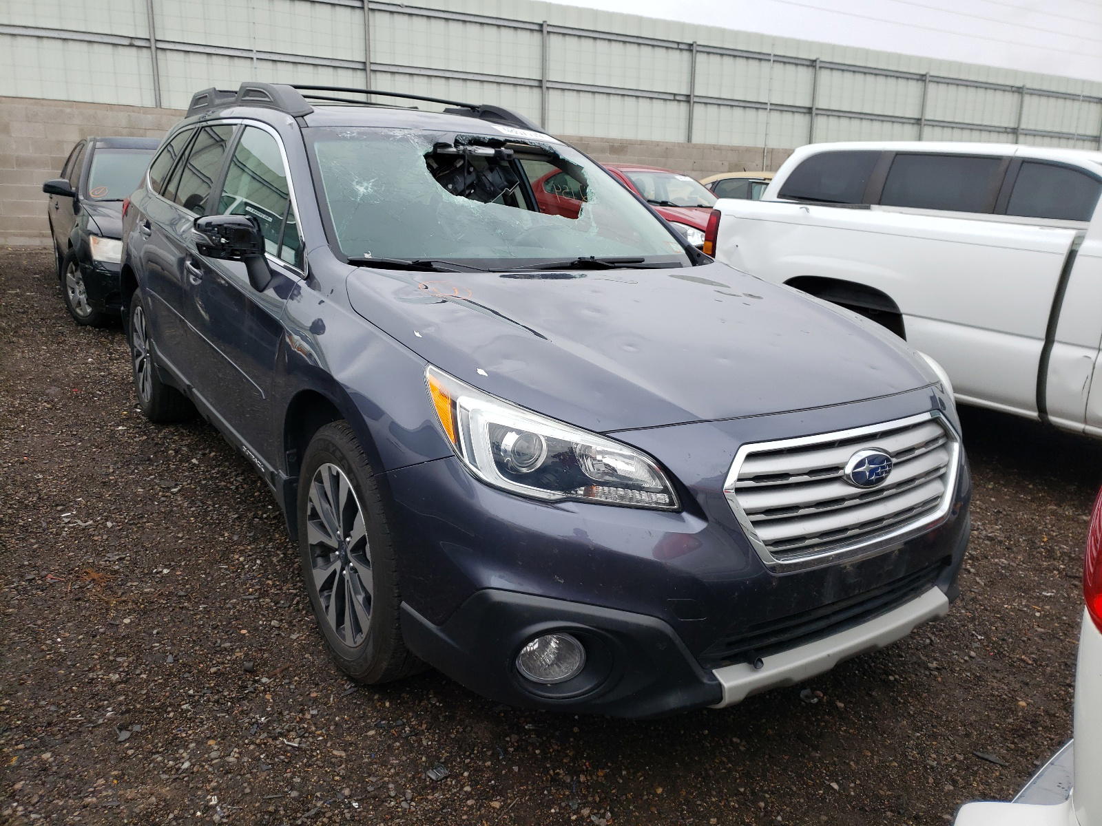 SUBARU OUTBACK 3. 2015 with VIN 4S4BSENC8F3329535 - Photo from auction