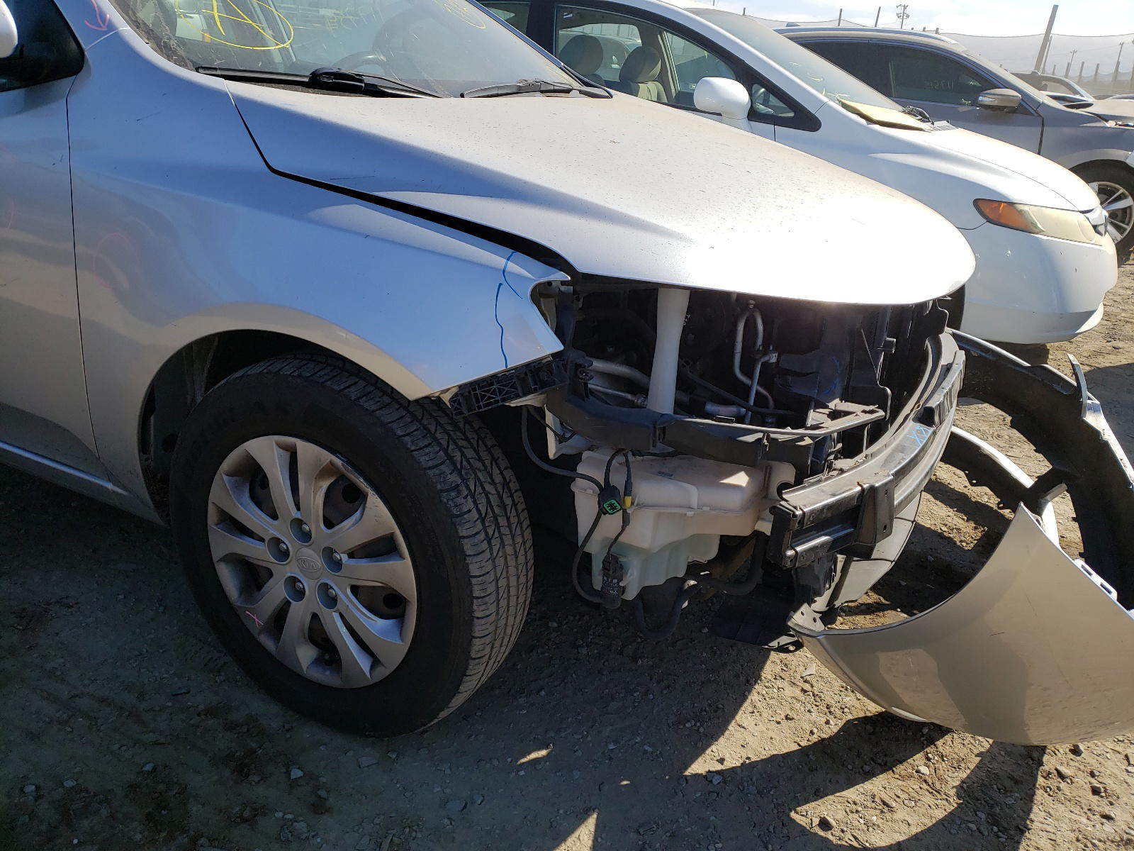 Photo 9 from auction – 2012 KIA FORTE EX with VIN KNAFU4A23C5565580