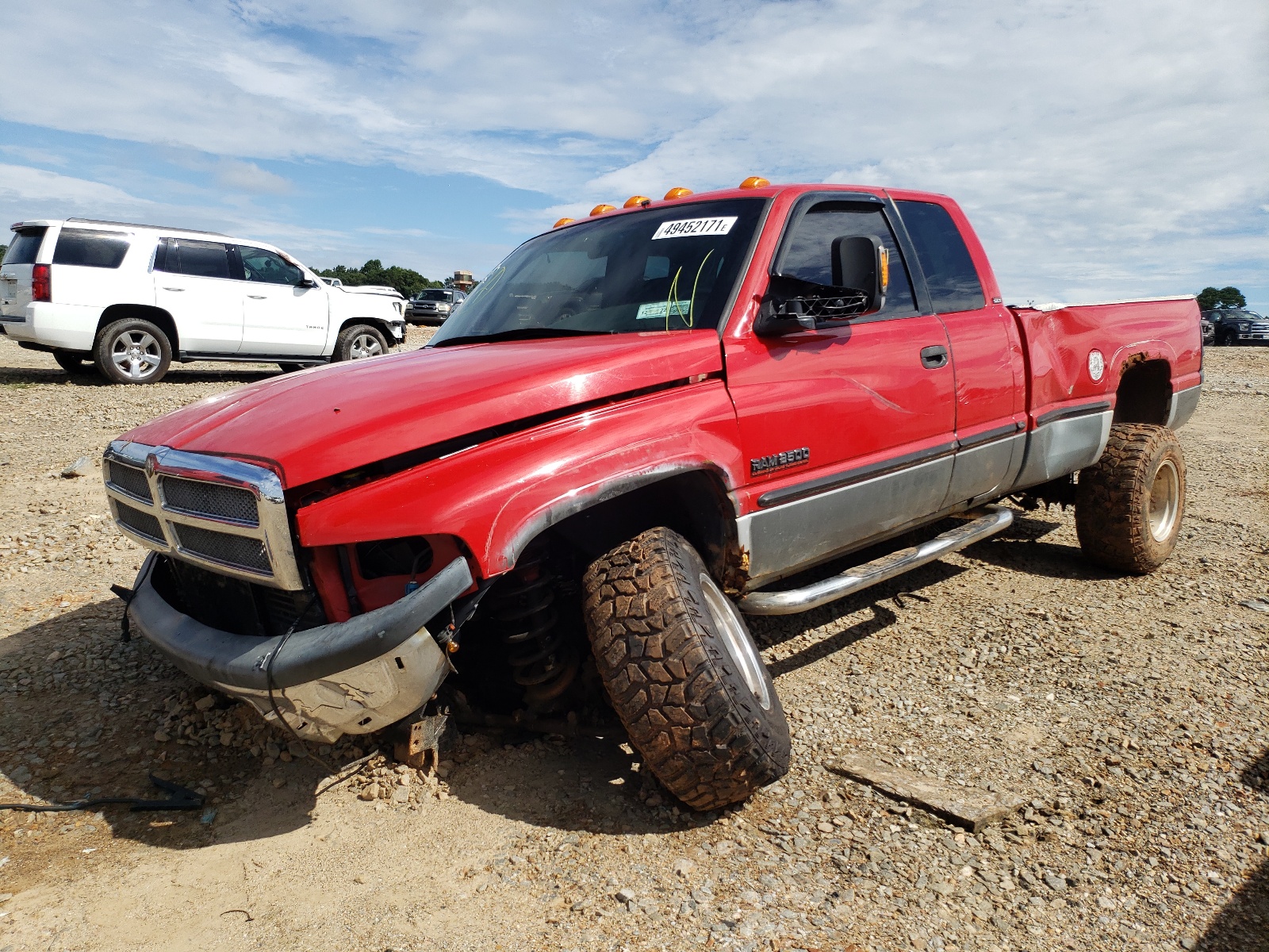 Photo 2 from auction – 1999 DODGE RAM 2500 with VIN 1B7KF2367XJ525225