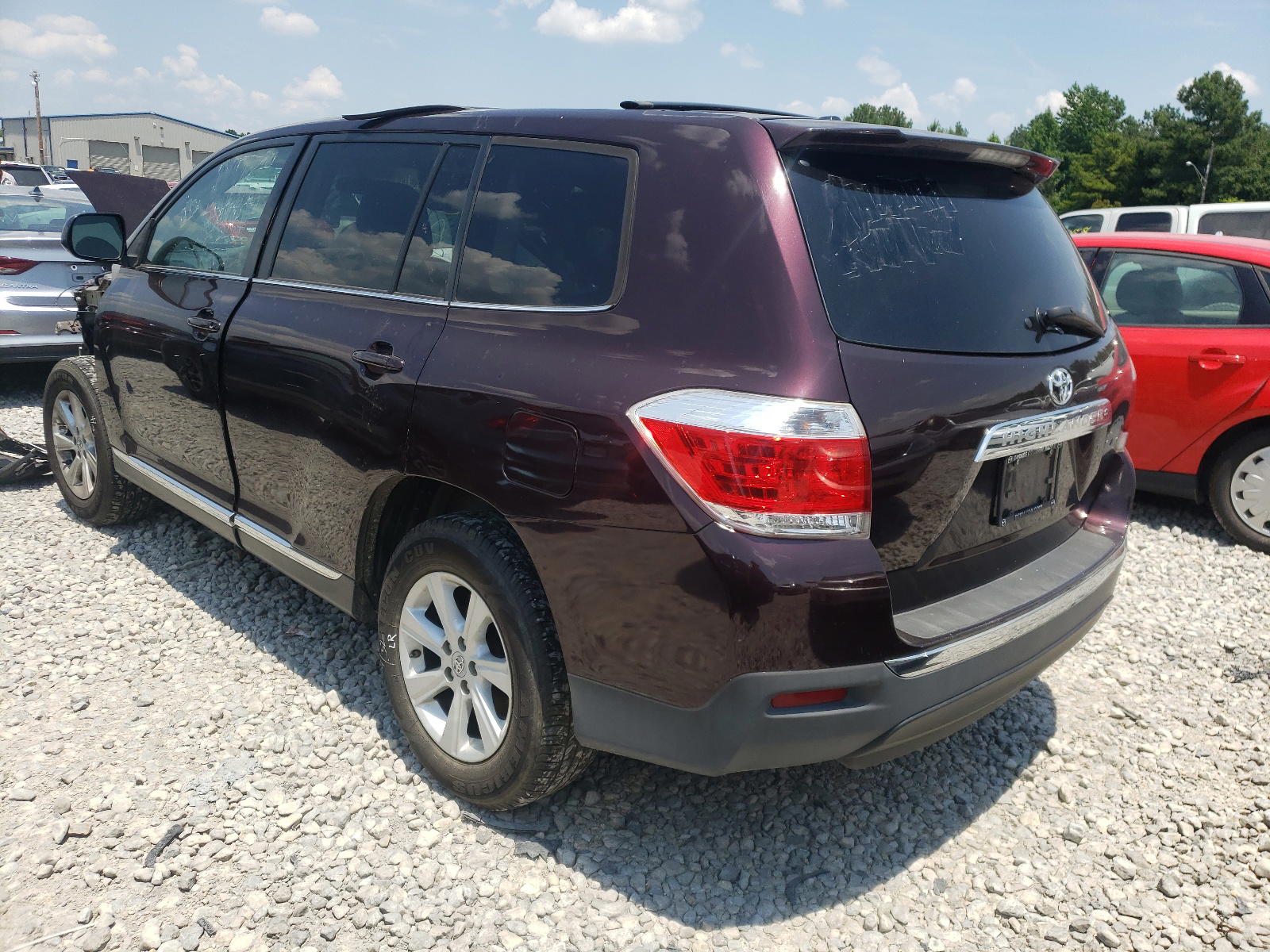 Photo 3 from auction – 2012 TOYOTA HIGHLANDER with VIN 5TDZK3EH3CS063838
