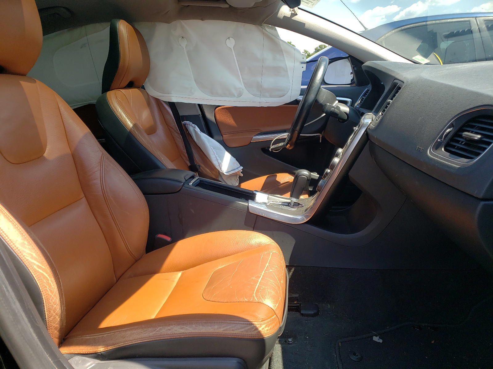 Photo 5 from auction – 2012 VOLVO S60 T5 with VIN YV1622FS5C2094792