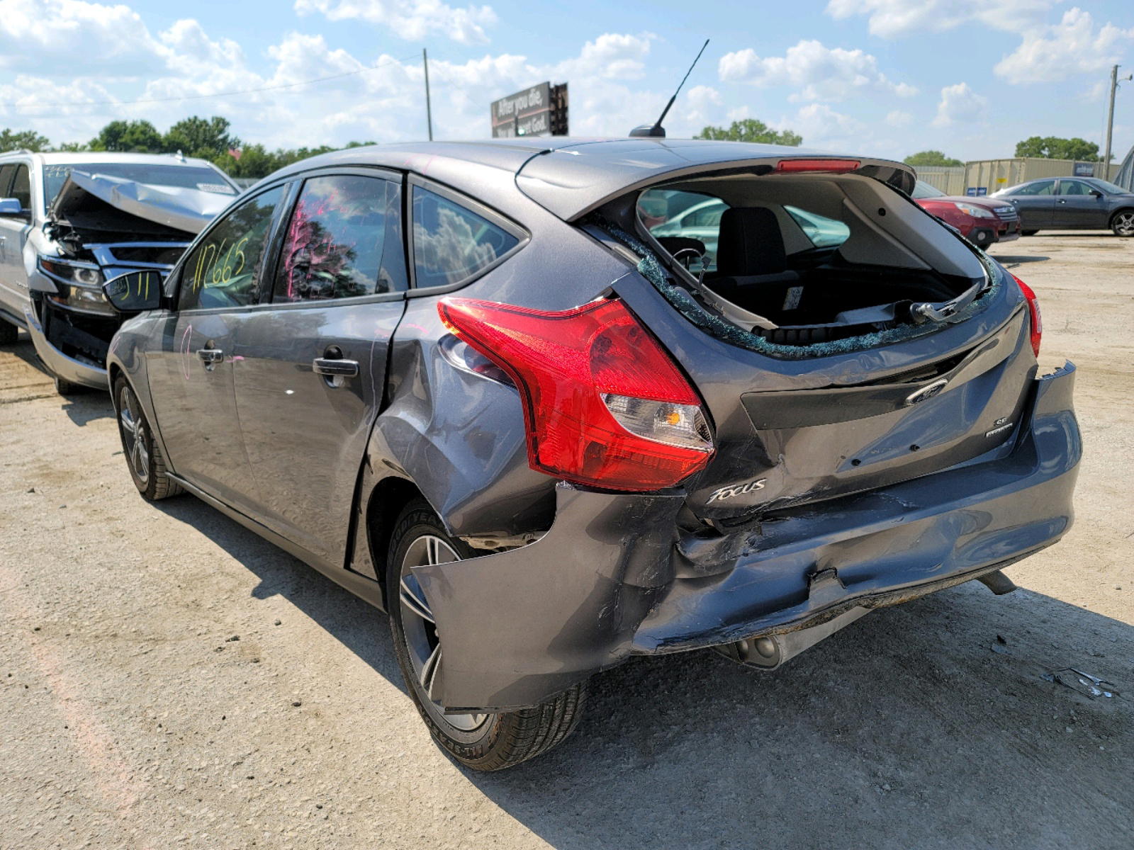 Photo 3 from auction – 2014 FORD FOCUS SE with VIN 1FADP3K27EL305374