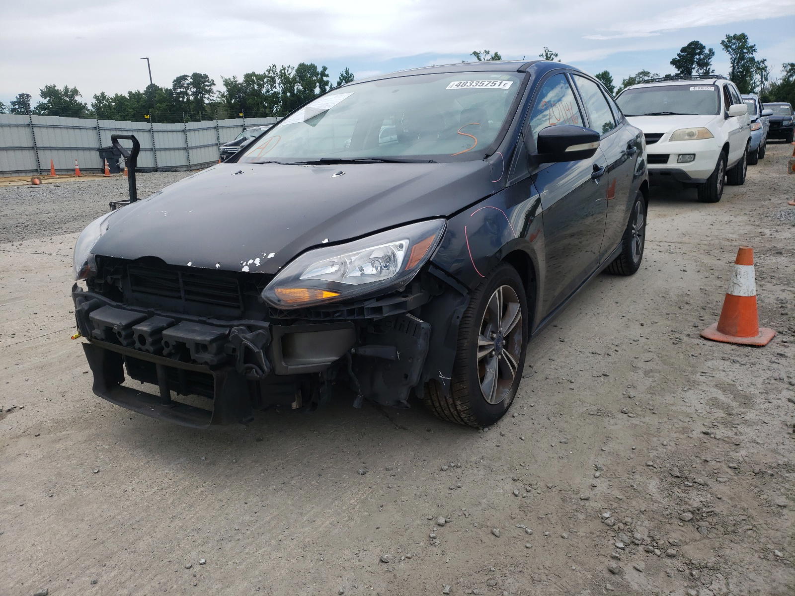 Photo 2 from auction – 2014 FORD FOCUS SE with VIN 1FADP3F25EL353384