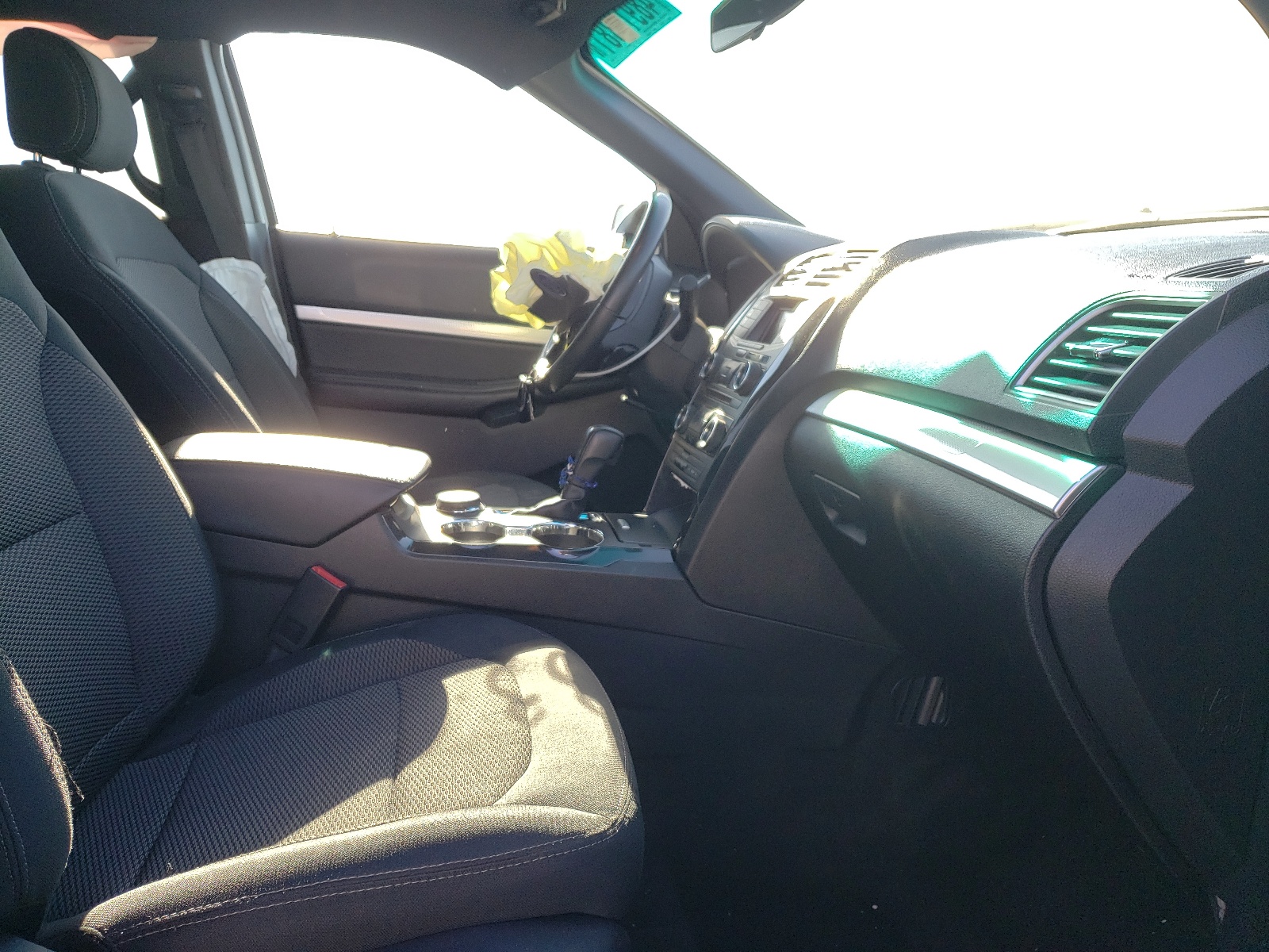 Zdjęcie 5 z aukcji – 2016 FORD EXPLORER X z VIN 1FM5K8D8XGGB55361