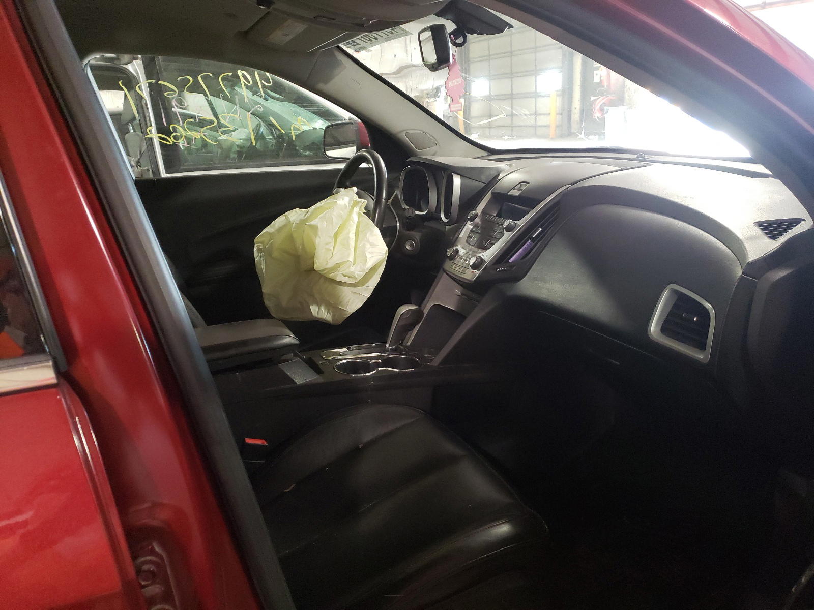 Photo 5 from auction – 2011 CHEVROLET EQUINOX LT with VIN 2CNALPEC0B6370233