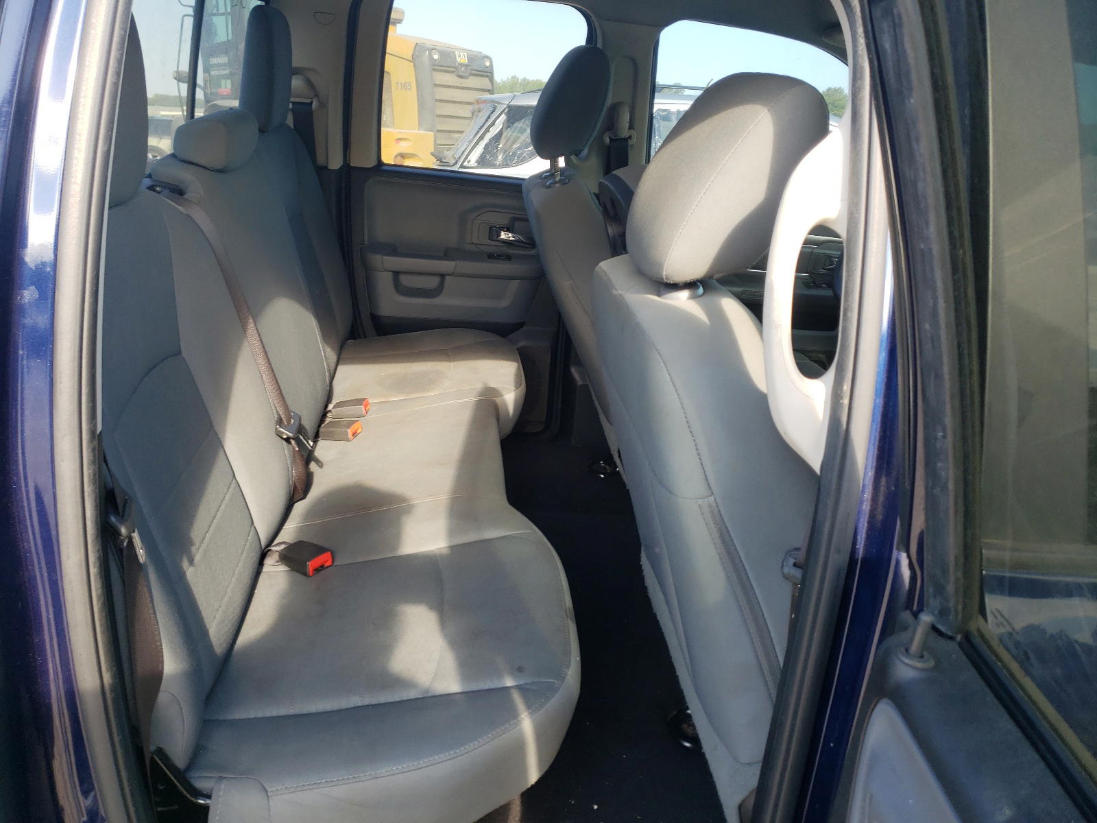 Photo 6 from auction – 2015 RAM 1500 SLT with VIN 1C6RR6GG7FS553235