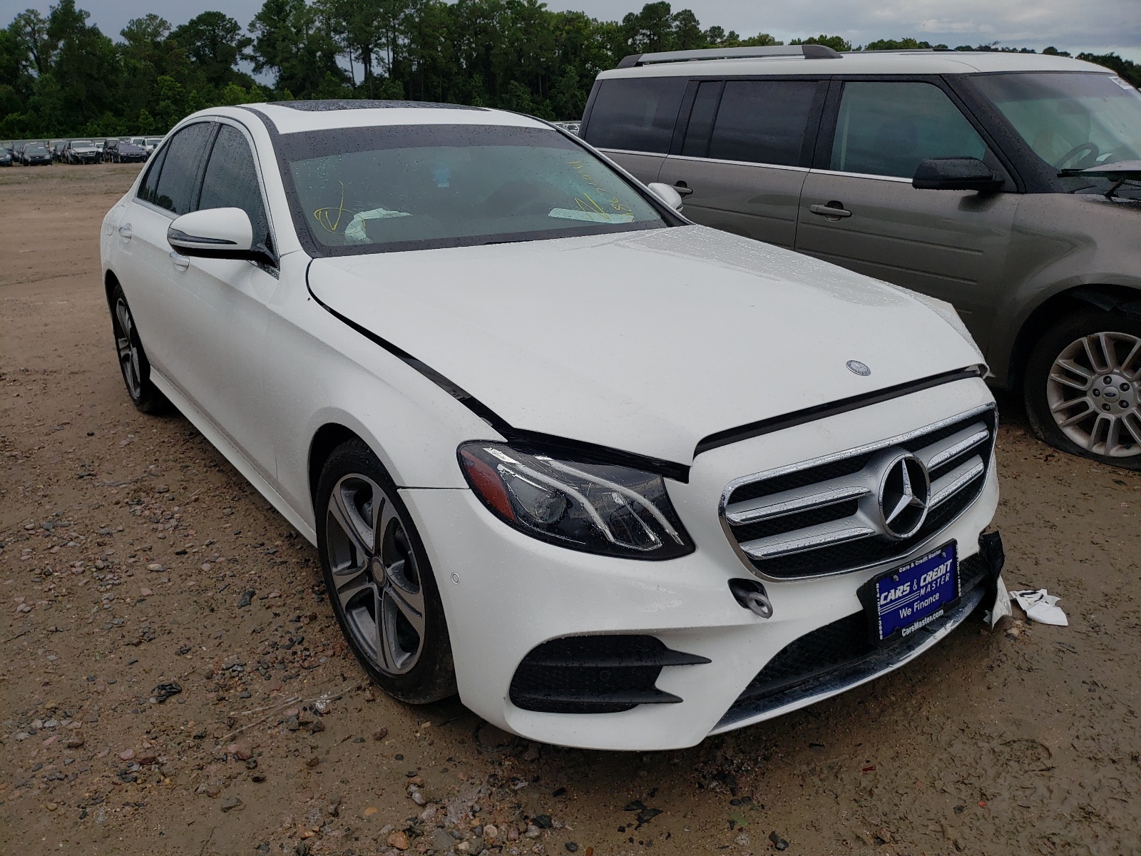 Photo 14 from auction – 2017 MERCEDES-BENZ E 300 with VIN WDDZF4JB3HA079799