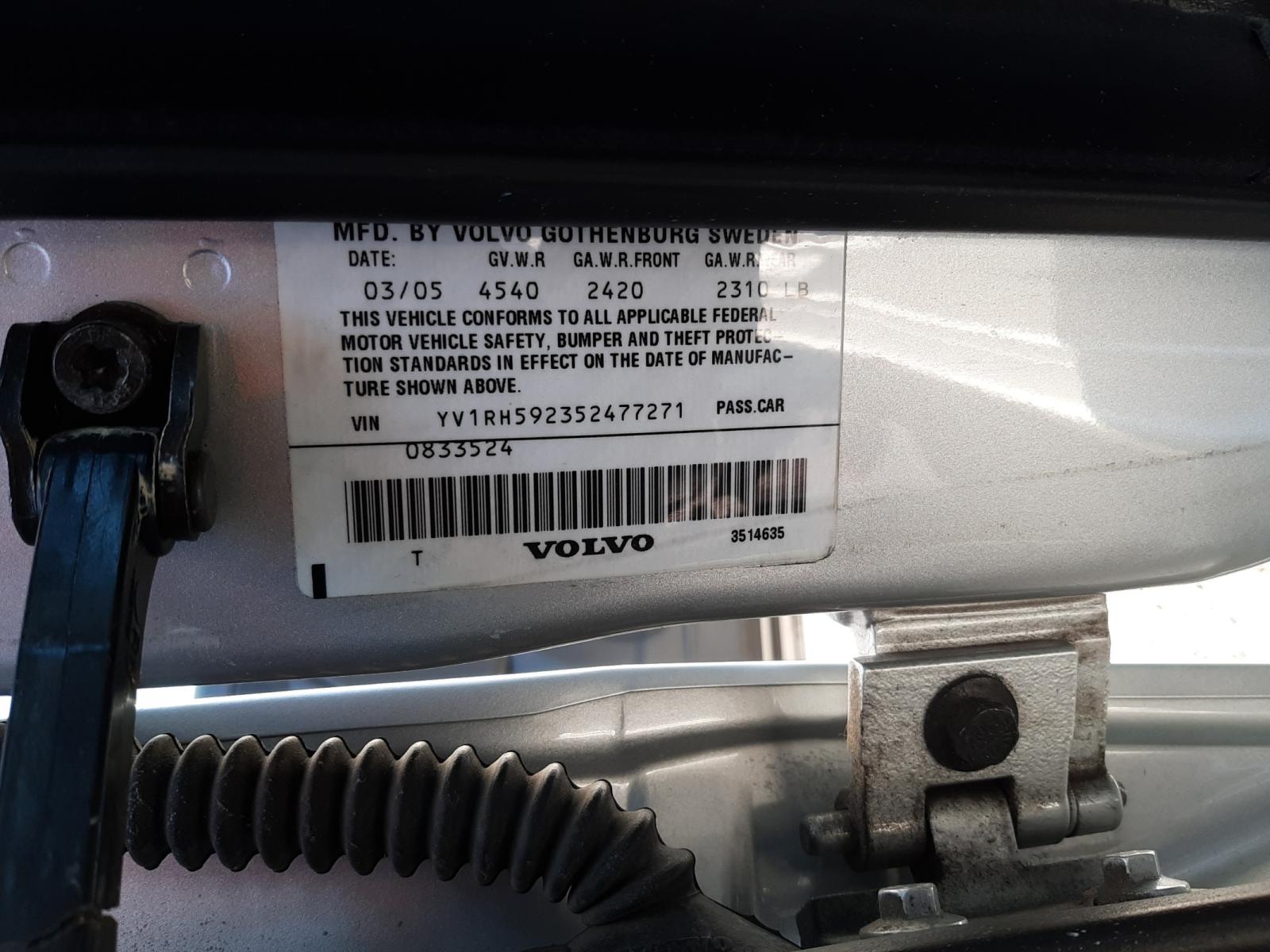 Photo 10 from auction – 2005 VOLVO S60 with VIN YV1RH592352477271