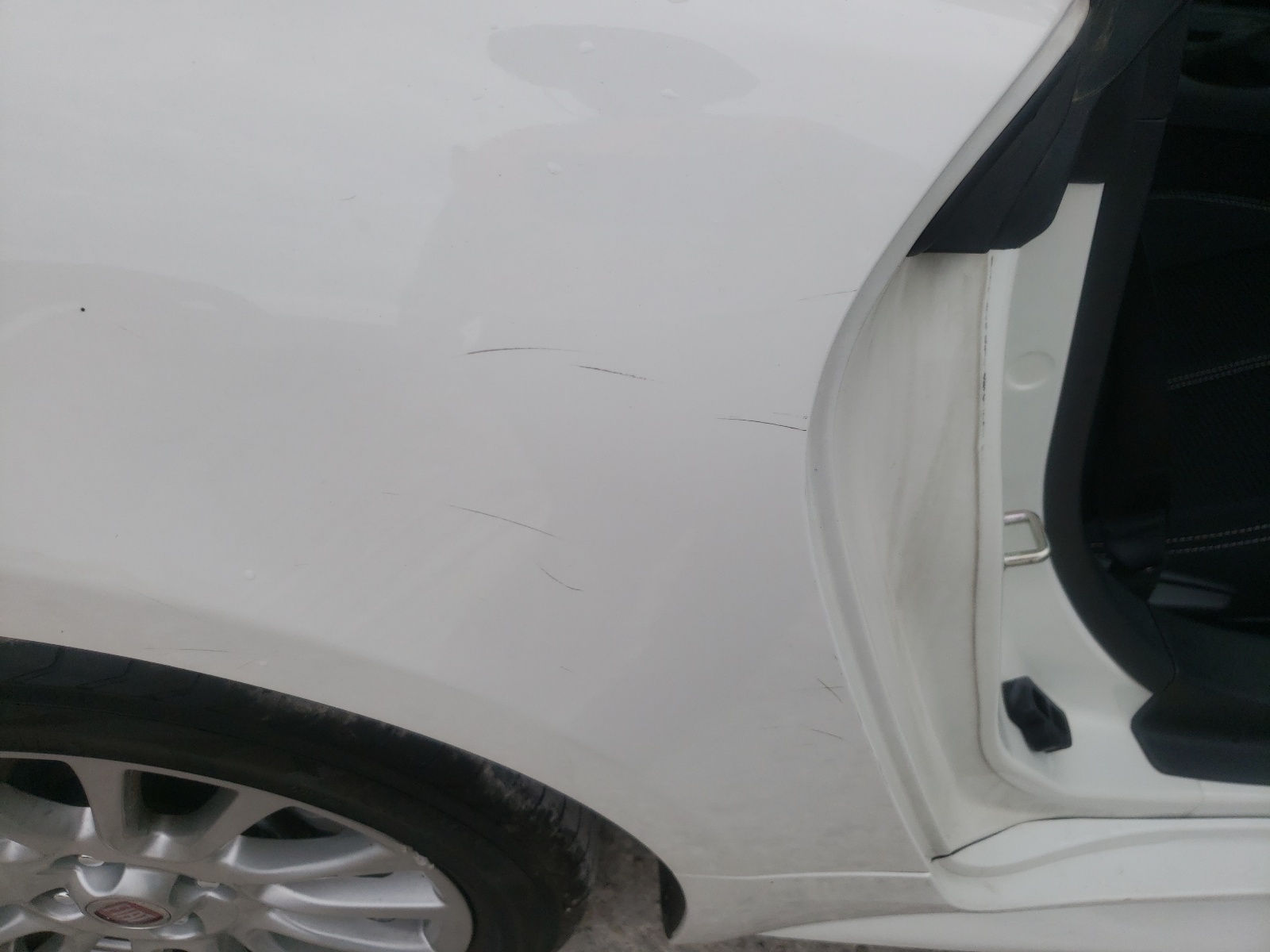 صورة رقم 9 من المزاد - 2018 FIAT 124 SPIDER مع VIN JC1NFAEK2J0136861