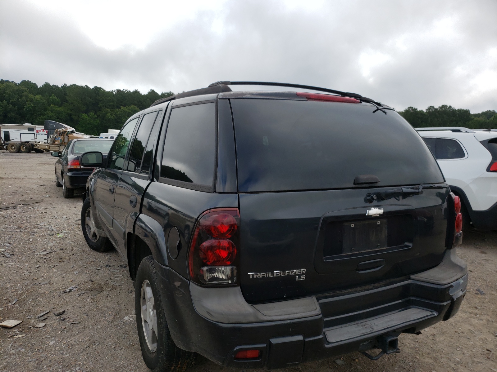 Photo 3 from auction – 2005 CHEVROLET TRAILBLAZE with VIN 1GNDS13SX52107221