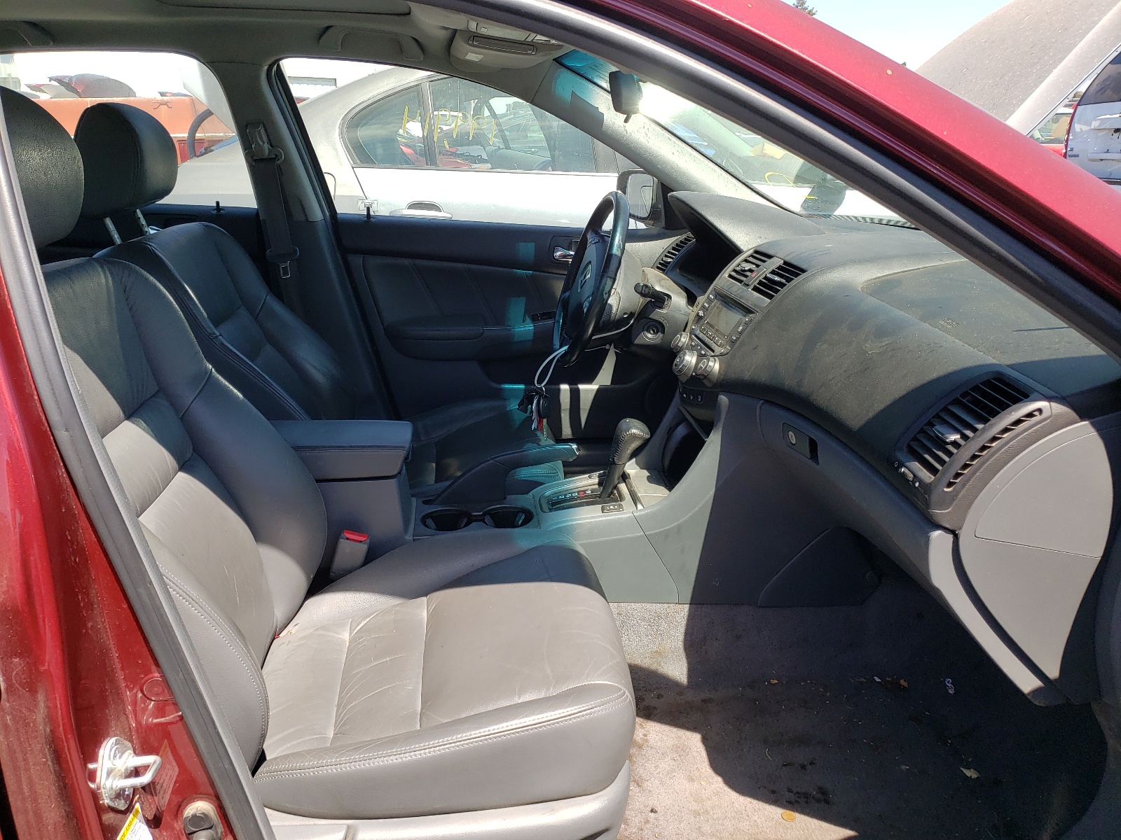Photo 5 from auction – 2003 HONDA ACCORD EX with VIN JHMCM566X3C076420