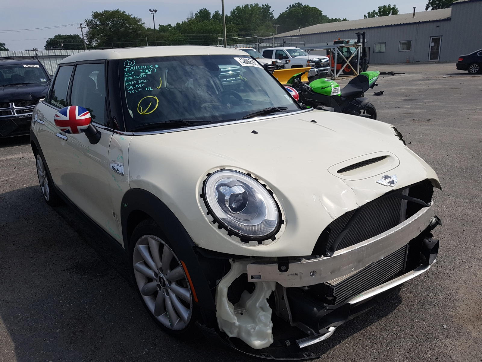 MINI COOPER S 2018 with VIN WMWXU3C56J2F50319 - Photo from auction