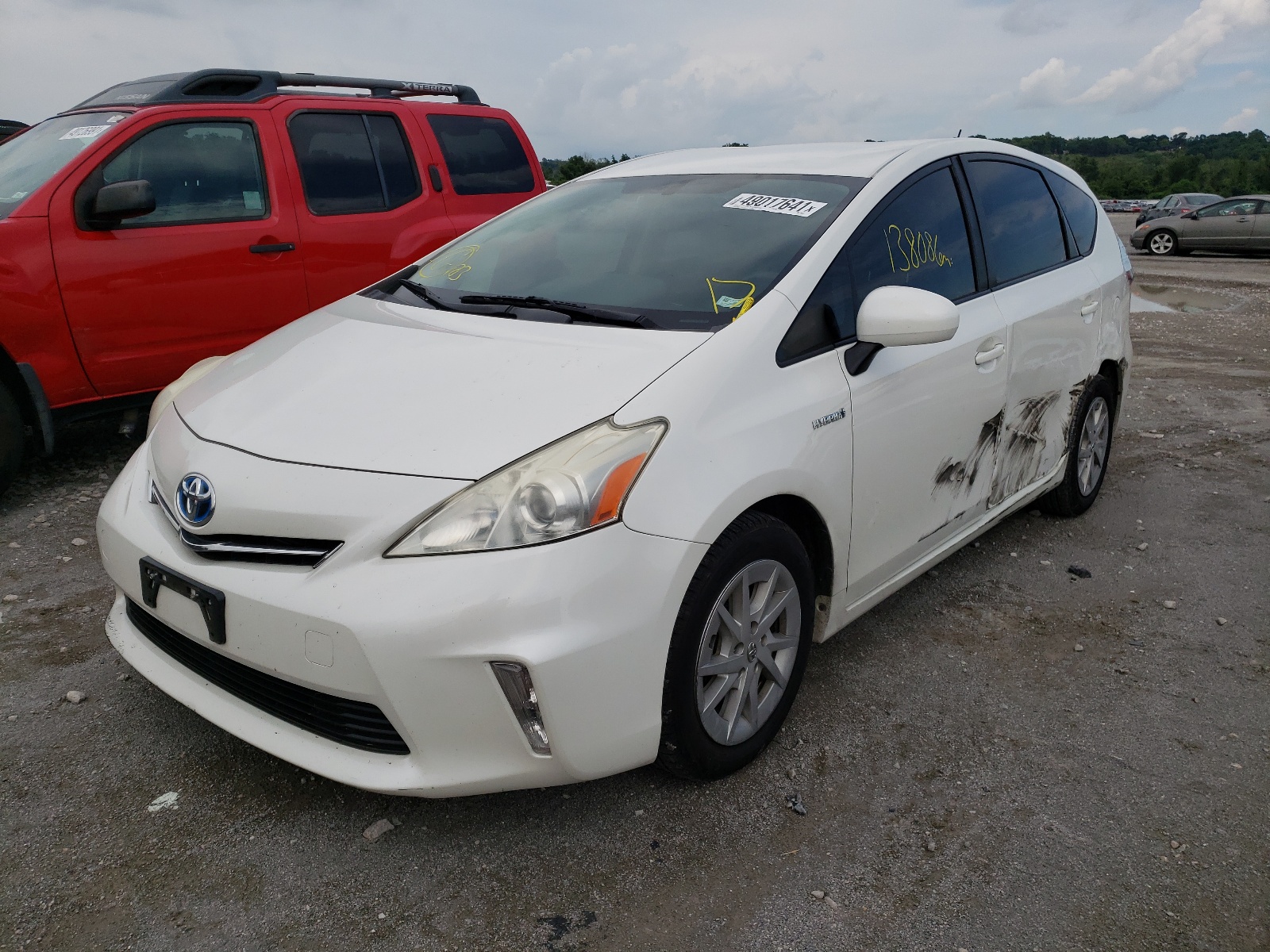 Photo 2 from auction – 2012 TOYOTA PRIUS V with VIN JTDZN3EU1C3183160