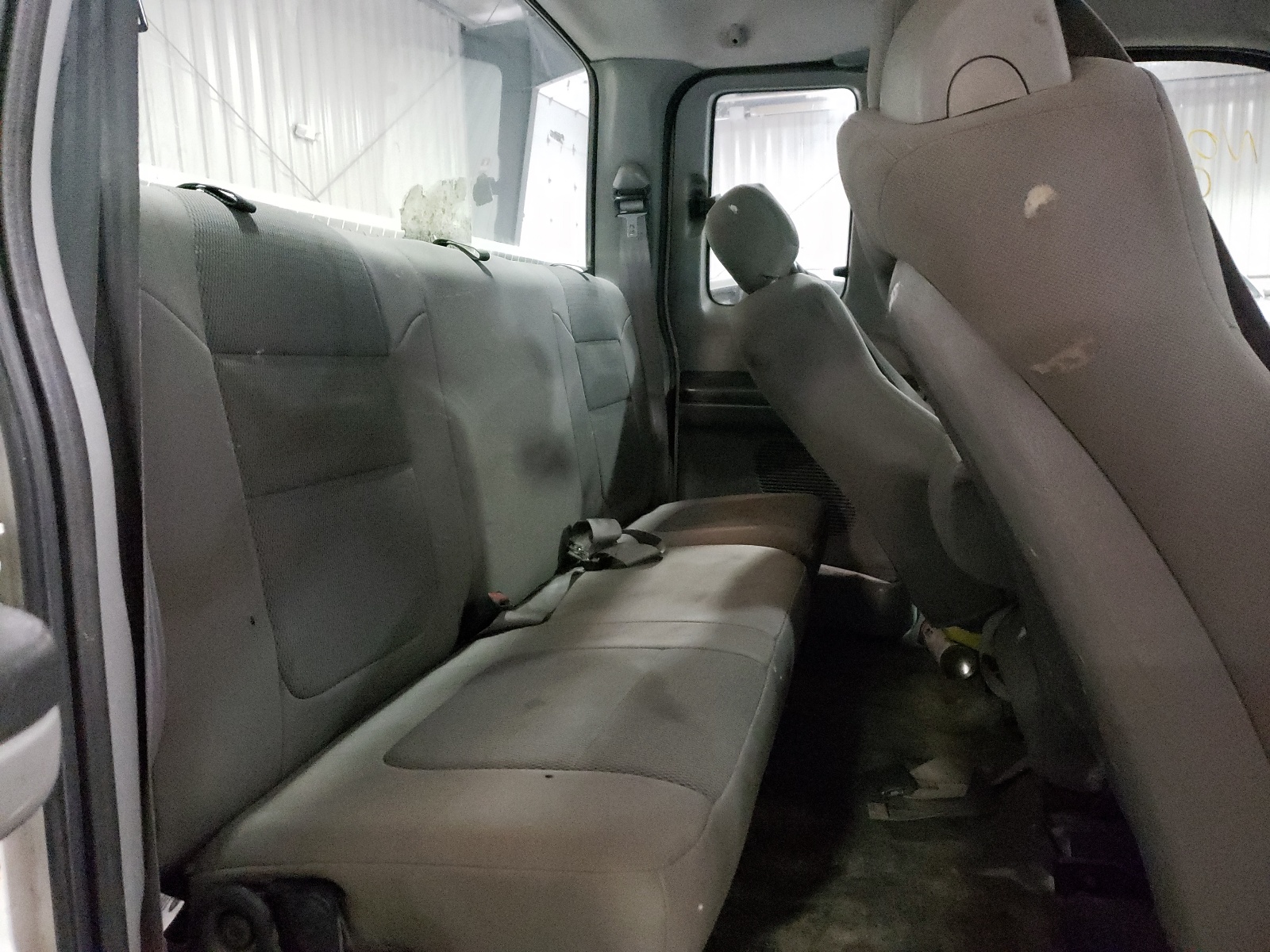 Photo 6 from auction – 2005 FORD F250 SUPER with VIN 1FTSX20515EA50508