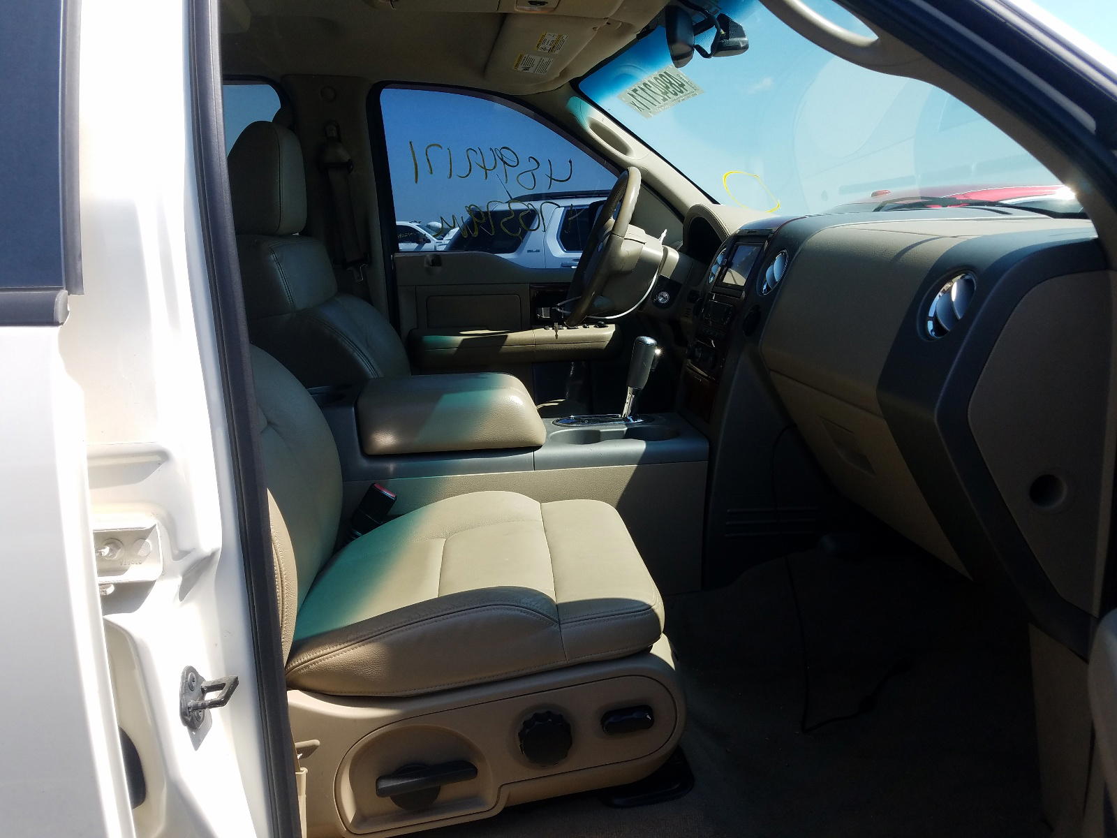 Photo 5 from auction – 2007 FORD F-150 with VIN 1FTPW145X7FA97482