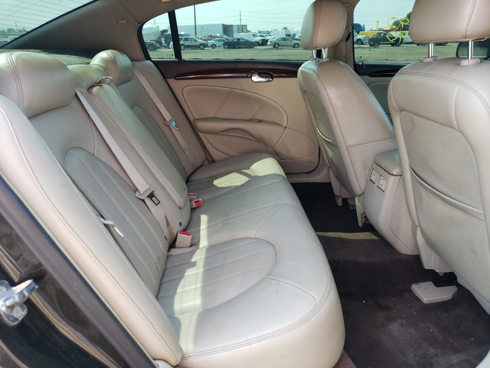 صورة رقم 6 من المزاد - 2008 BUICK LUCERNE CX مع VIN 1G4HD57268U194657