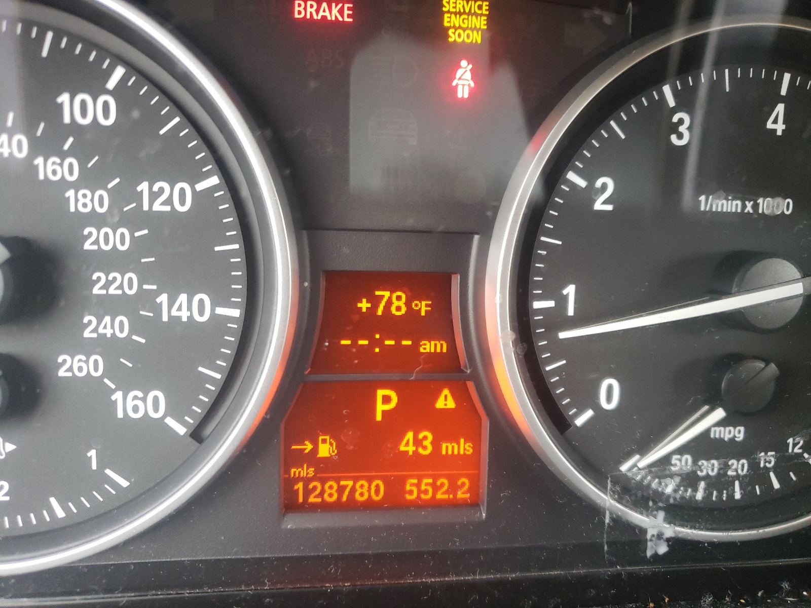 Photo 8 from auction – 2014 BMW X1 SDRIVE2 with VIN WBAVM1C57EVW54640