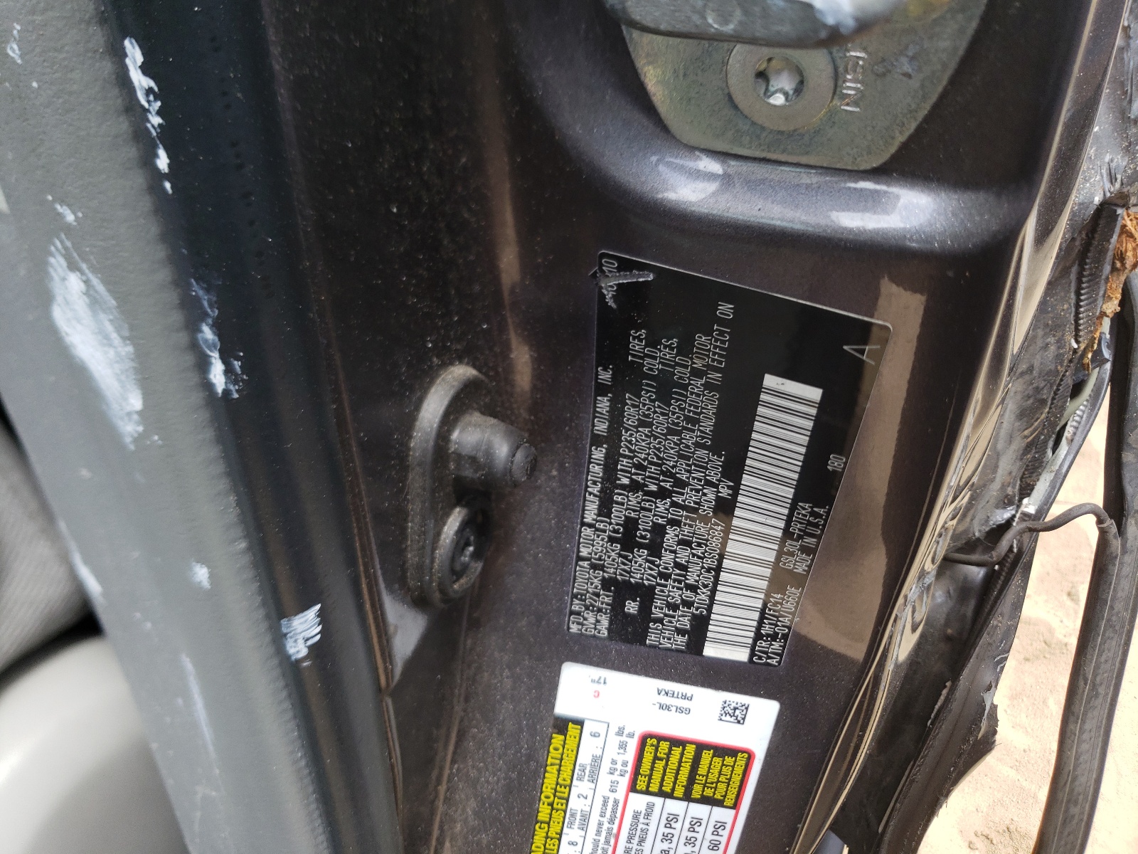 Photo 10 from auction – 2011 TOYOTA SIENNA LE with VIN 5TDKK3DC1BS086847