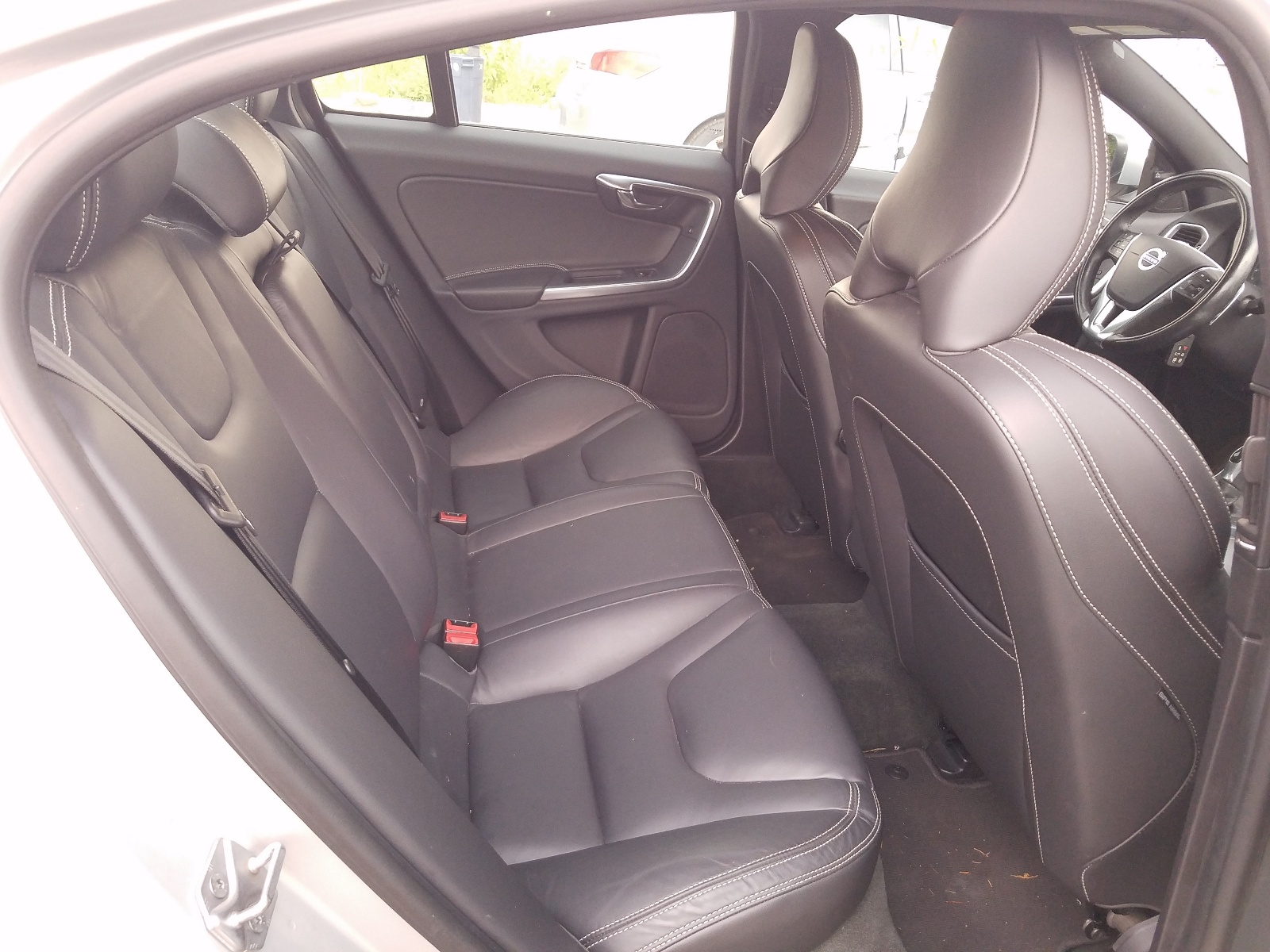 Photo 6 from auction – 2015 VOLVO S60 PLATIN with VIN YV1902TD4F2302335