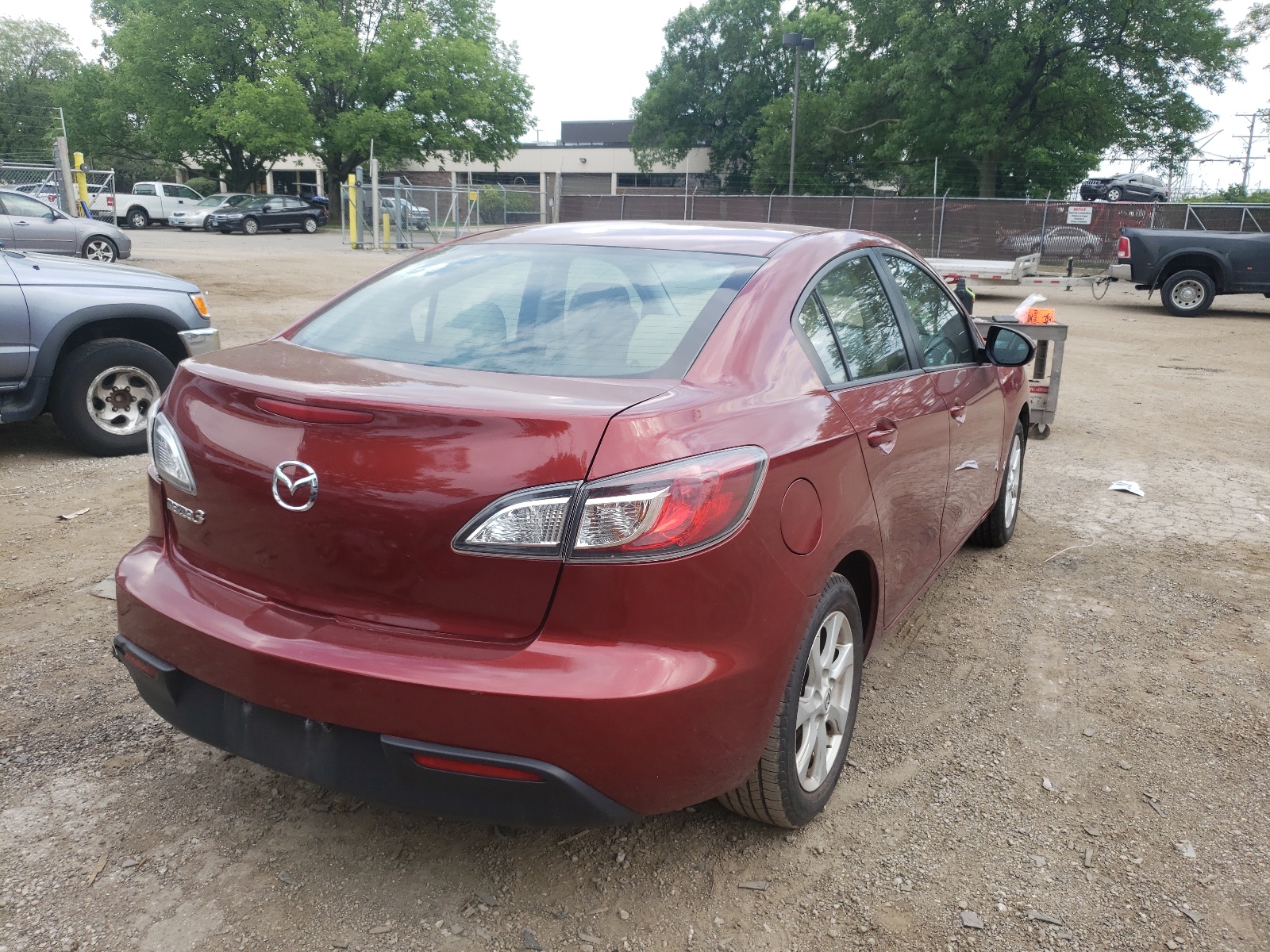 Photo 4 from auction – 2010 MAZDA 3 I with VIN JM1BL1SF7A1144406