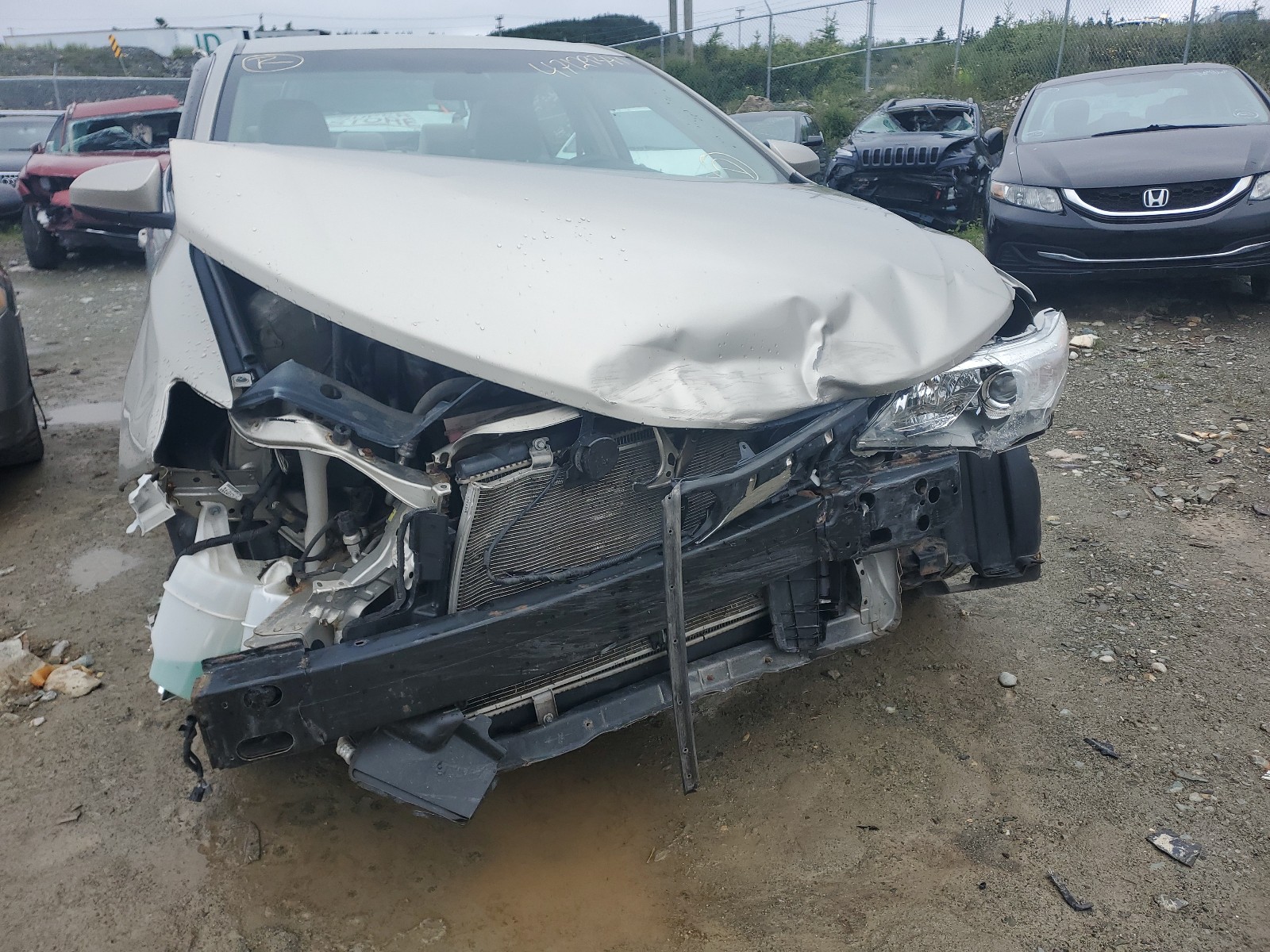 Photo 9 from auction – 2014 TOYOTA CAMRY L with VIN 4T1BF1FK4EU356517