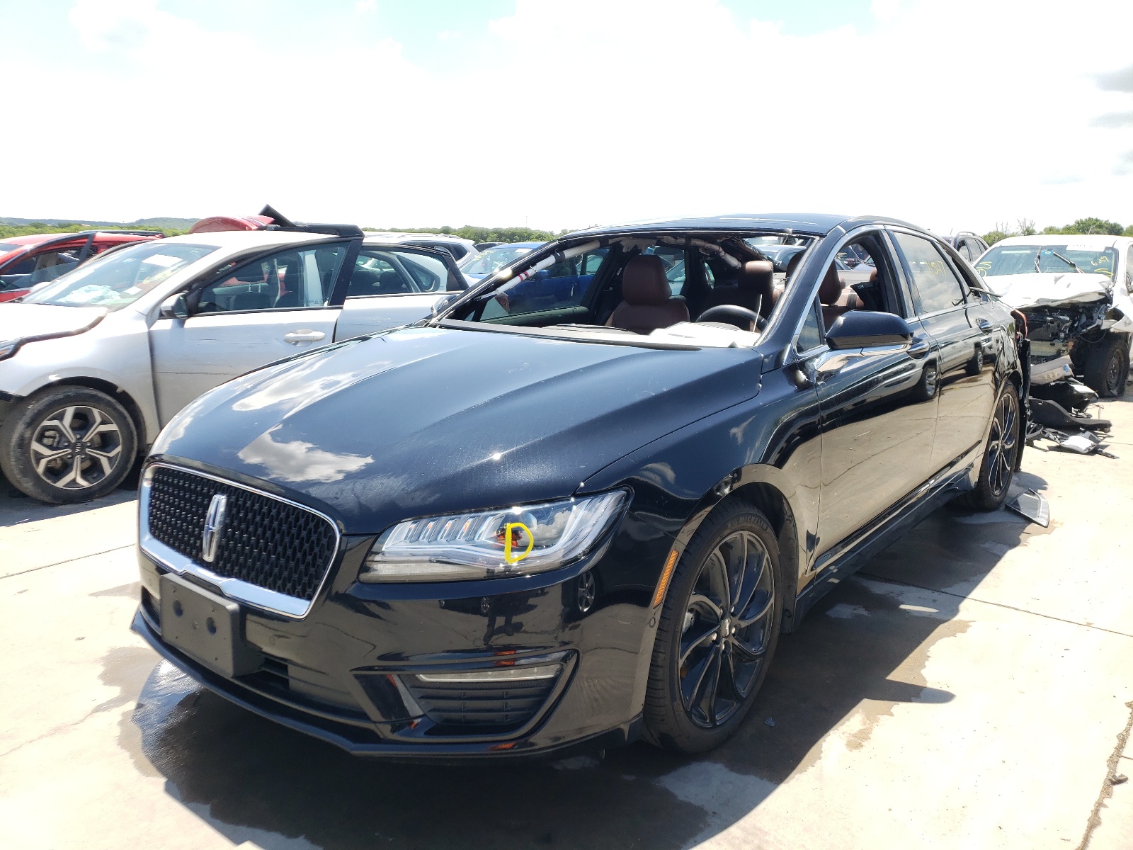 Photo 2 from auction – 2020 LINCOLN MKZ RESERV with VIN 3LN6L5E92LR620807