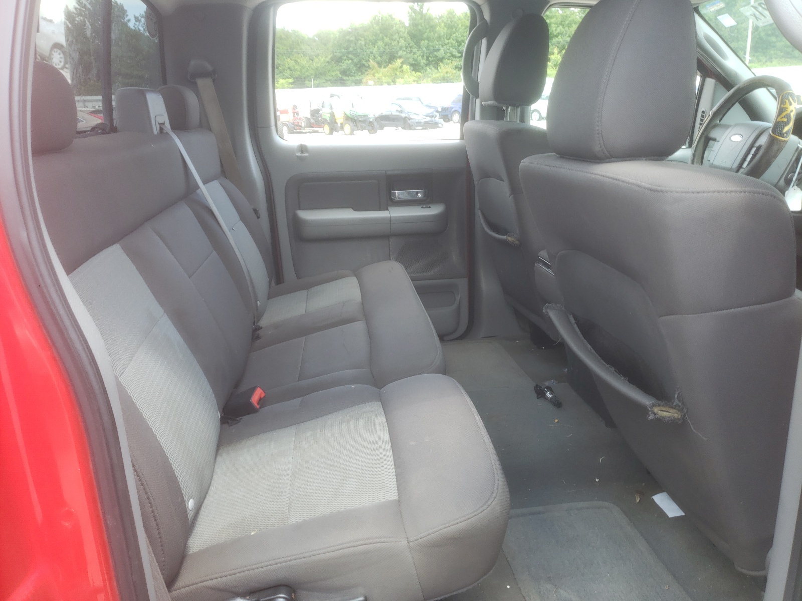 Photo 6 from auction – 2005 FORD F150 SUPER with VIN 1FTRW12W55KE97300