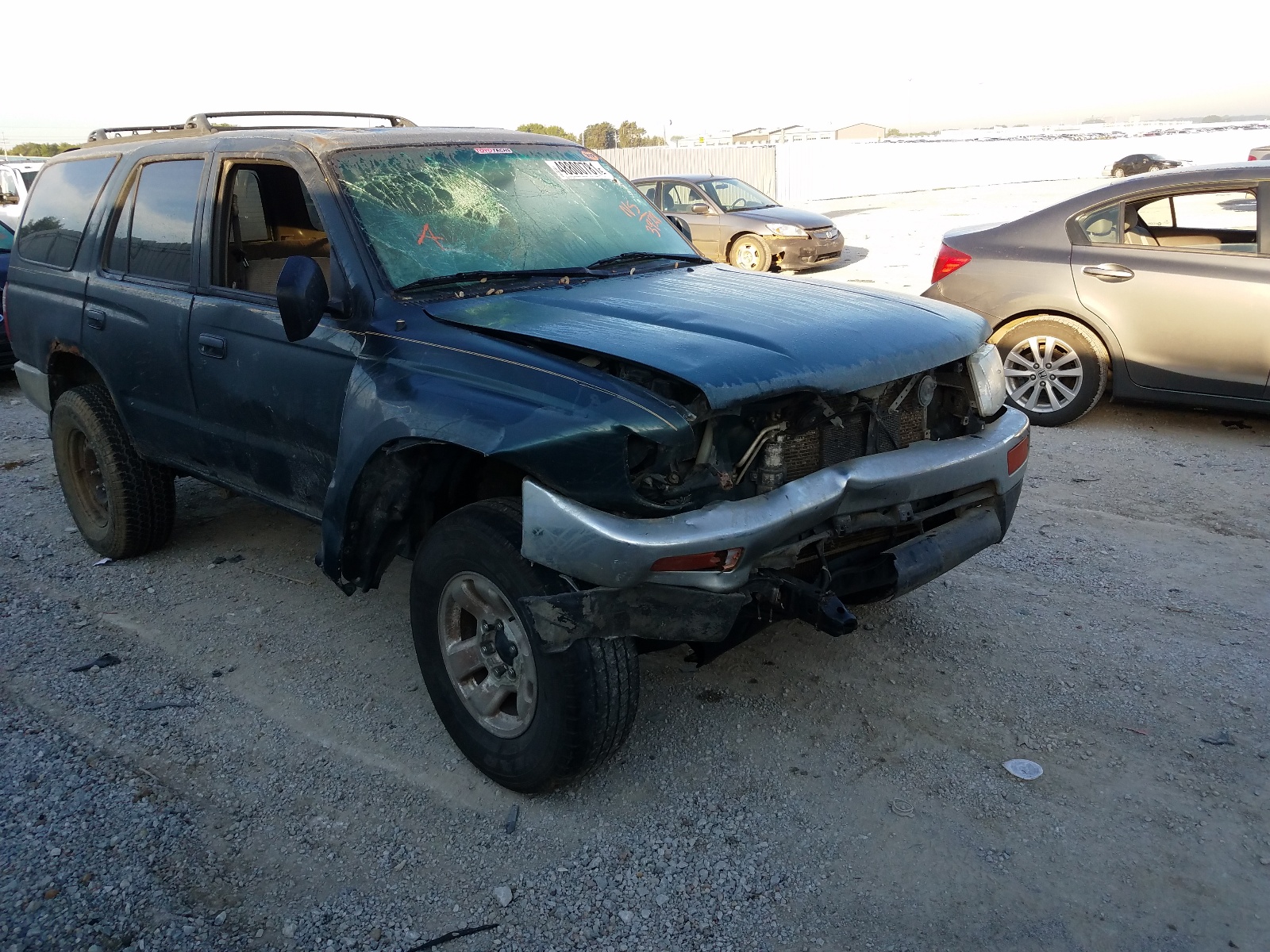 Photo 9 from auction – 1997 TOYOTA 4 RUNNER with VIN JT3HN86R7V0123928