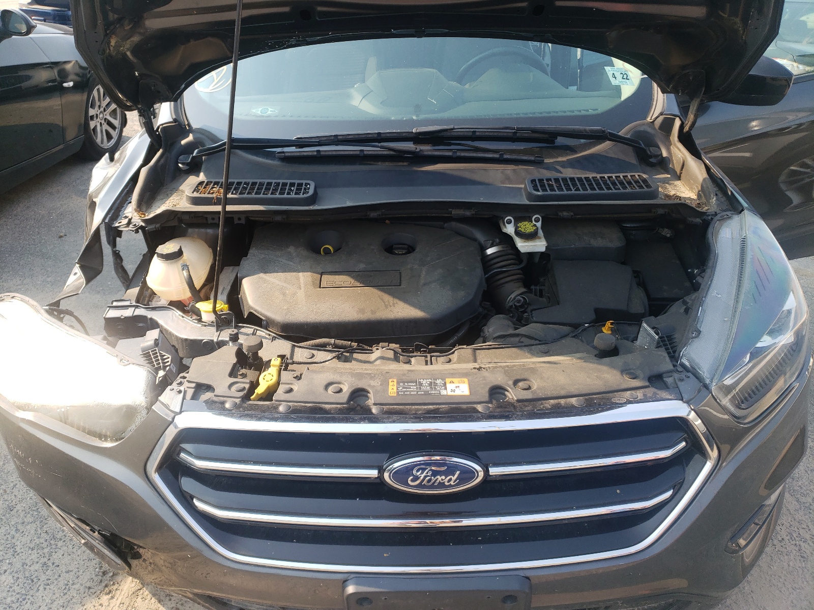 Photo 7 from auction – 2017 FORD ESCAPE SE with VIN 1FMCU9G95HUC83814