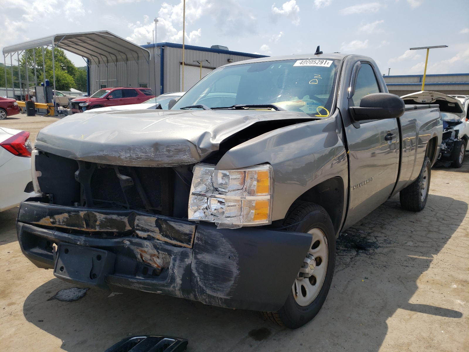 Photo 2 from auction – 2007 CHEVROLET SILVERADO with VIN 1GCEC14XX7Z601870