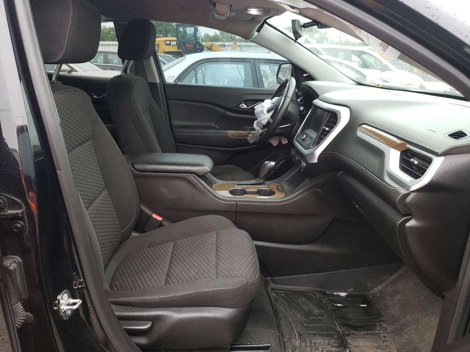 Photo 5 from auction – 2019 GMC ACADIA SLE with VIN 1GKKNKLA2KZ239059