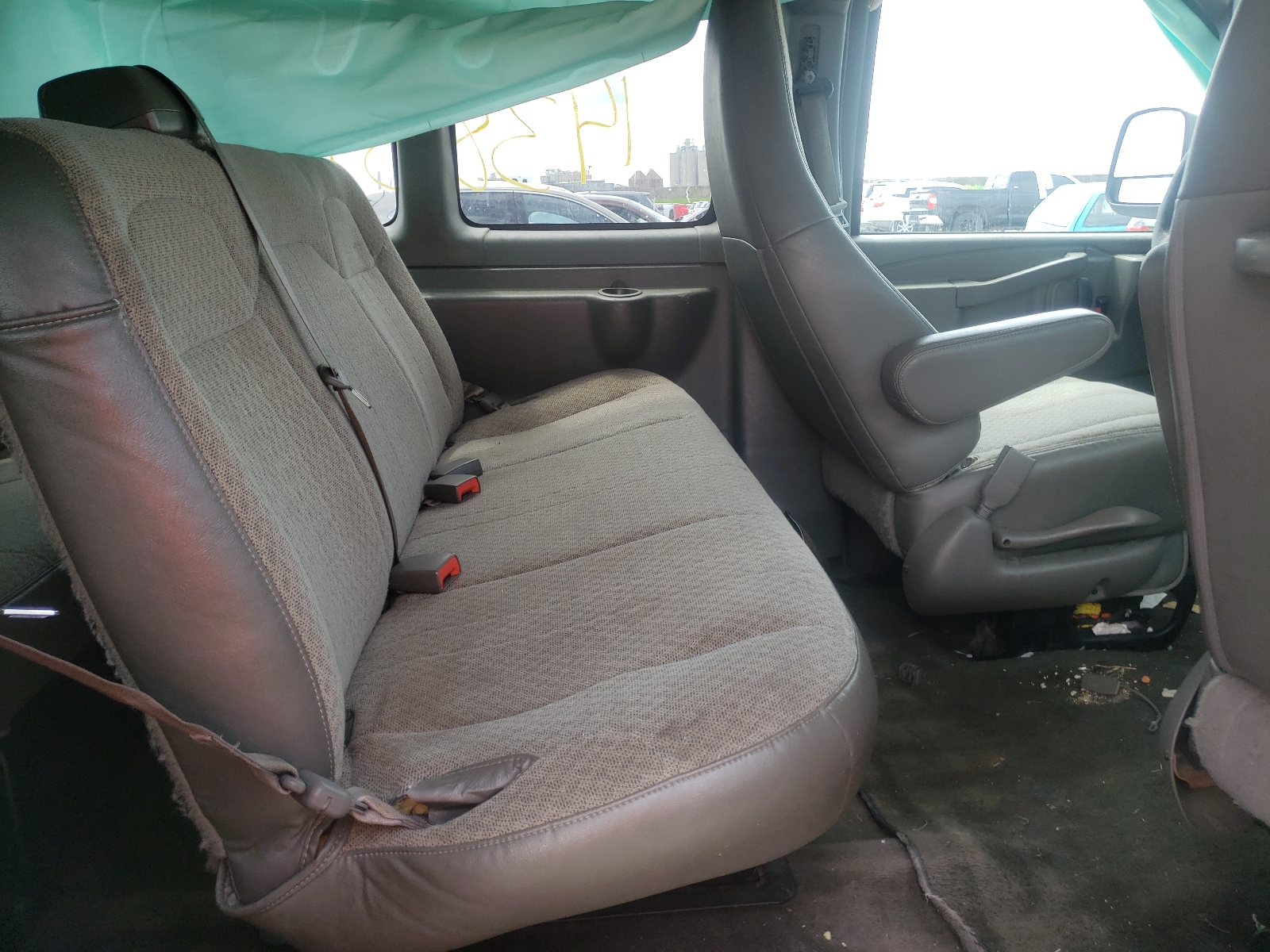 Photo 6 from auction – 2016 CHEVROLET EXPRESS G2 with VIN 1GAWGFFG6G1248019