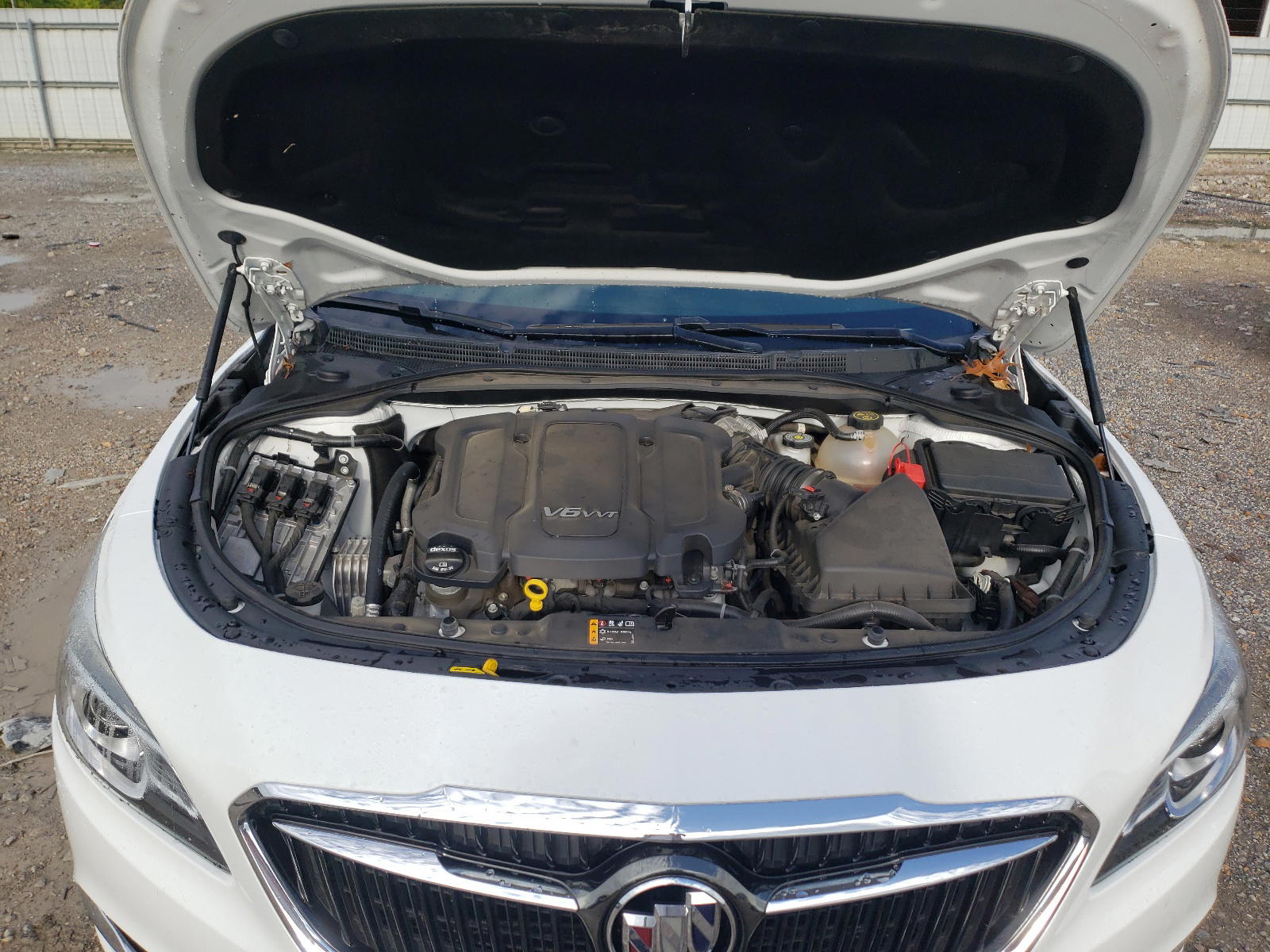 Photo 7 from auction – 2018 BUICK LACROSSE E with VIN 1G4ZP5SS4JU126768
