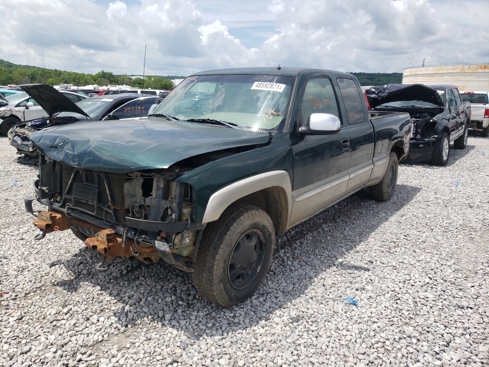 Photo 2 from auction – 2001 GMC NEW SIERRA with VIN 2GTEK19T611302398
