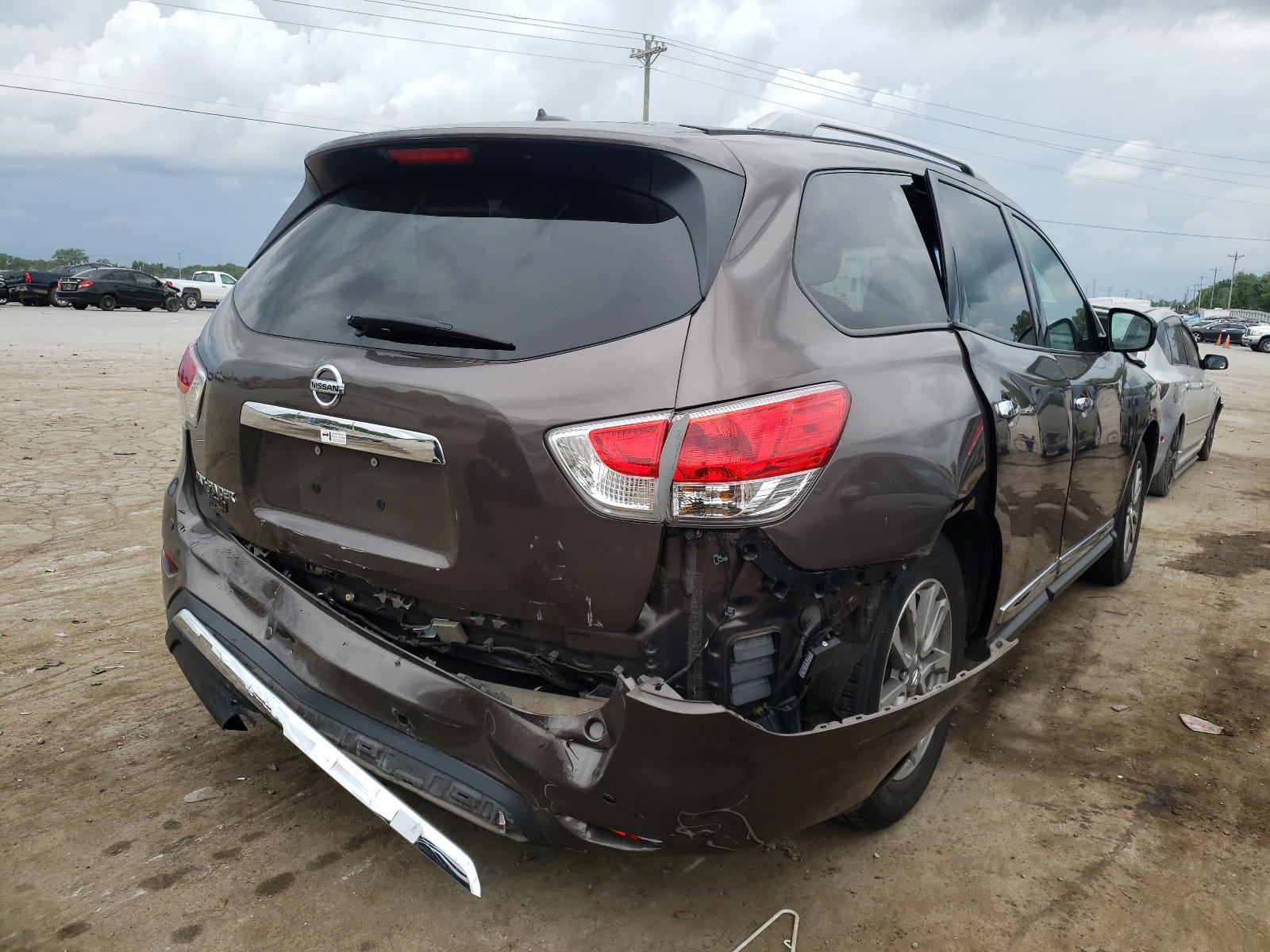 Photo 4 from auction – 2015 NISSAN PATHFINDER with VIN 5N1AR2MN1FC697953