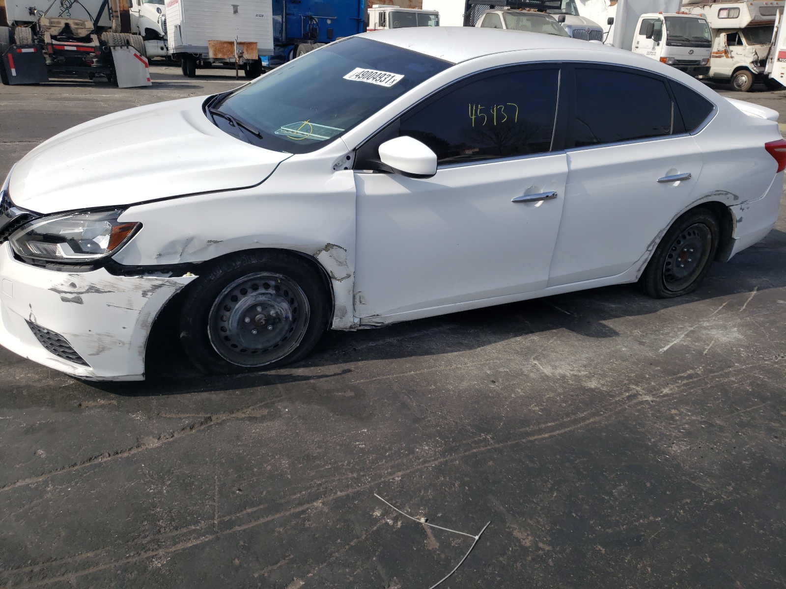 Photo 9 from auction – 2017 NISSAN SENTRA S with VIN 3N1AB7AP6HL641271