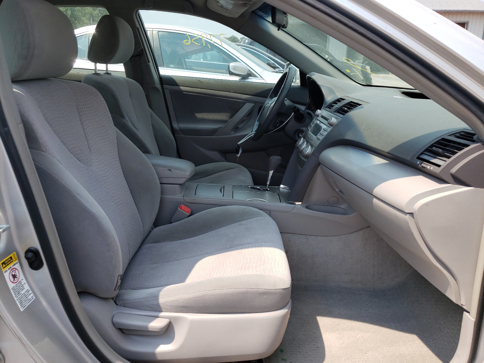Photo 5 from auction – 2010 TOYOTA CAMRY BASE with VIN 4T1BF3EK2AU011039