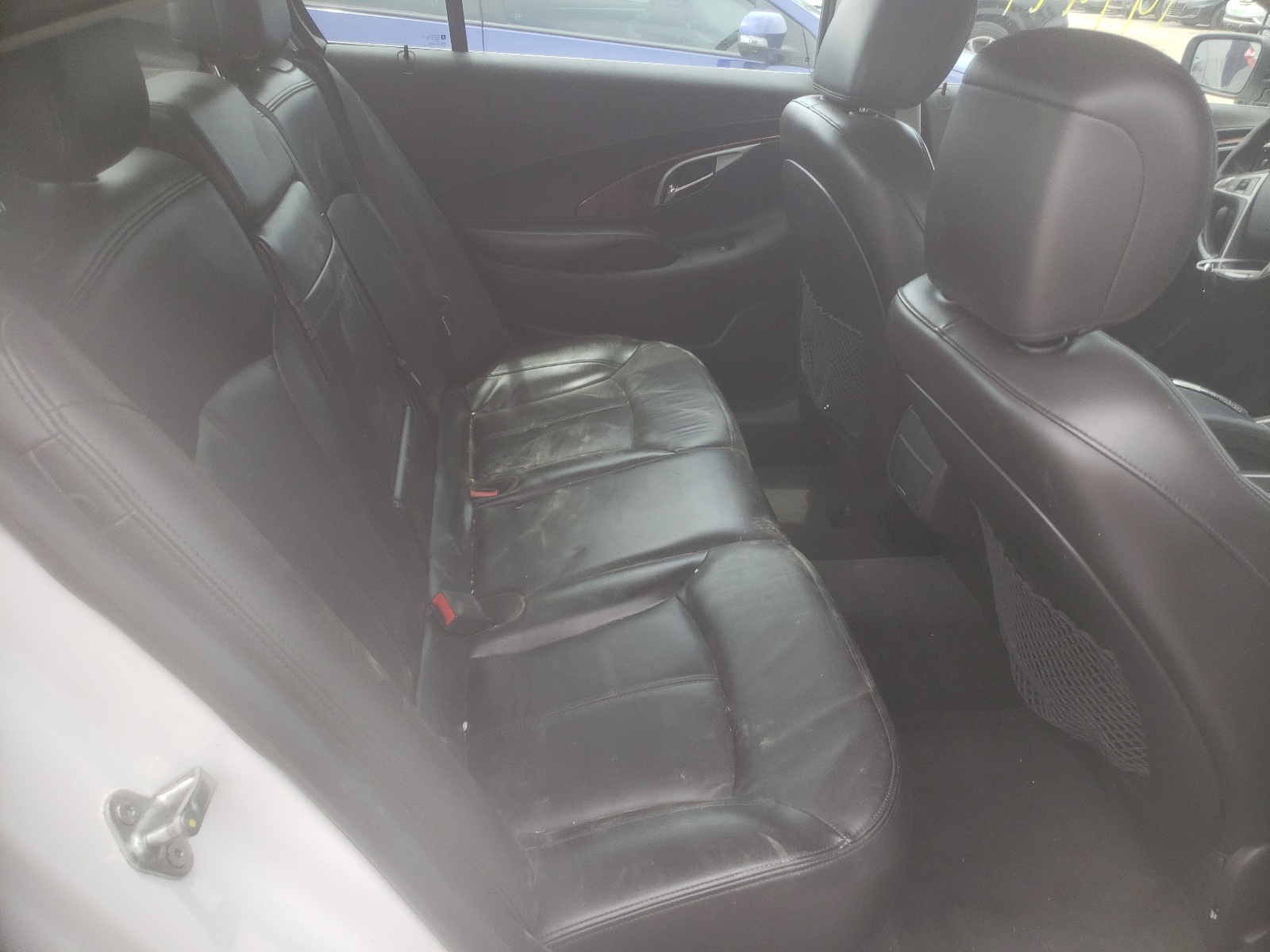 Photo 6 from auction – 2013 BUICK LACROSSE with VIN 1G4GC5E3XDF174727