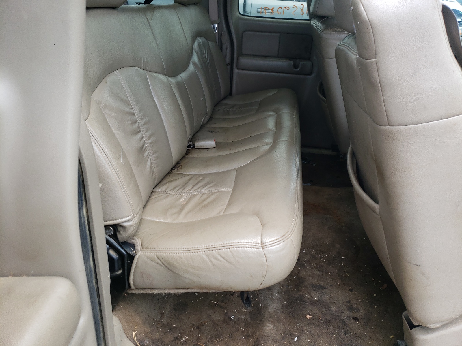 Photo 6 from auction – 2001 GMC NEW SIERRA with VIN 2GTEK19T611302398