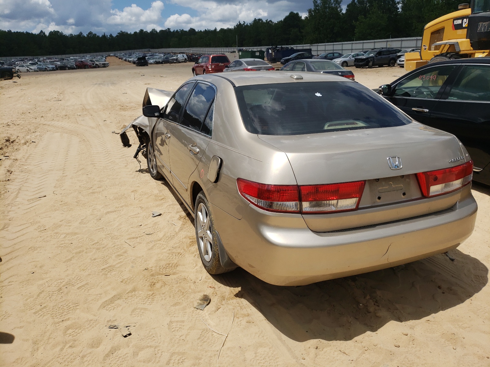 Photo 3 from auction – 2004 HONDA ACCORD EX with VIN 1HGCM66514A078019