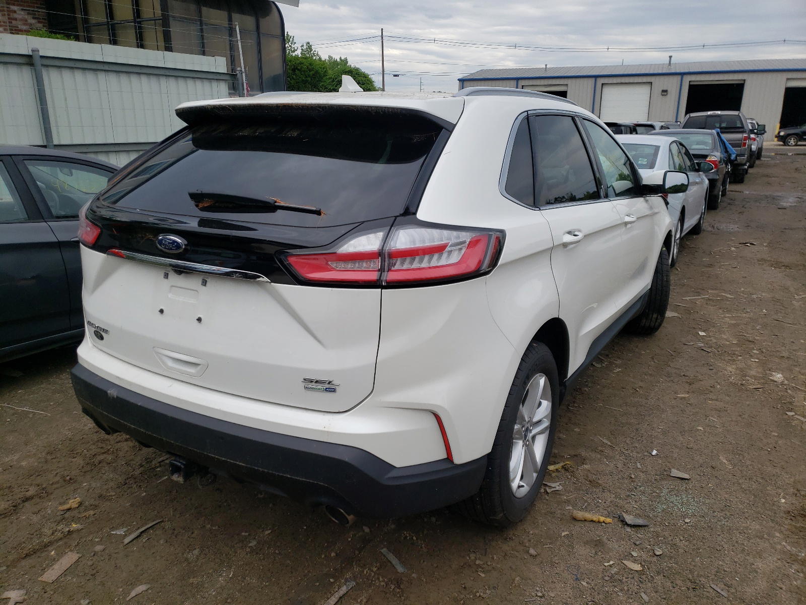 Photo 4 from auction – 2020 FORD EDGE SEL with VIN 2FMPK4J94LBA65803