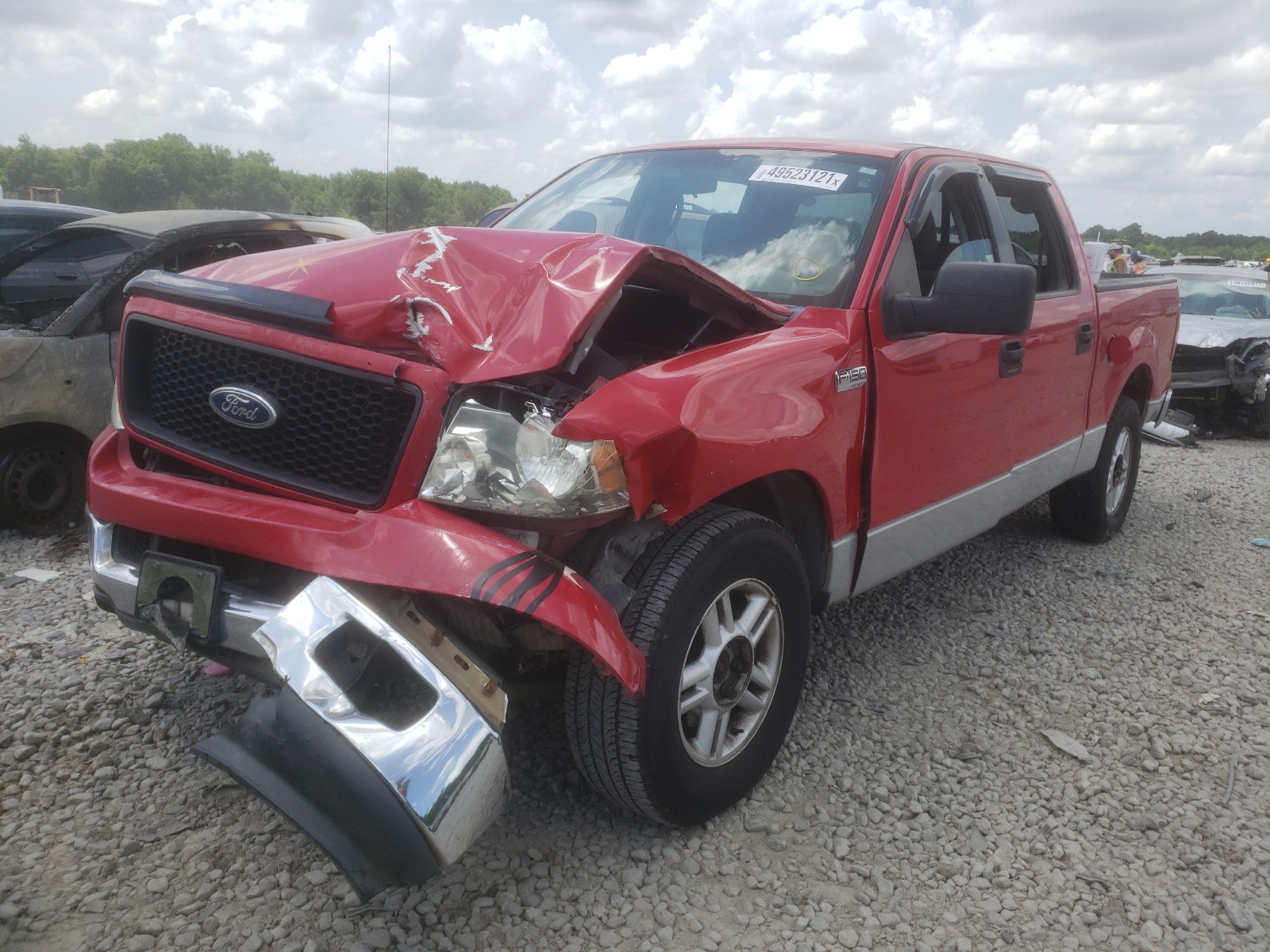 Photo 2 from auction – 2005 FORD F150 SUPER with VIN 1FTRW12W55KE97300