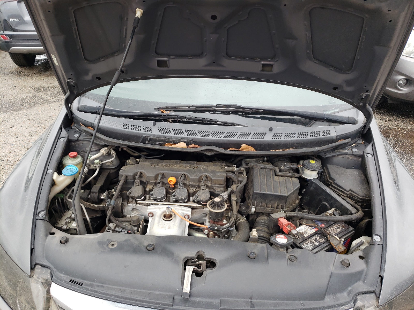Photo 7 from auction – 2004 HONDA CIVIC LX with VIN SHSRD68504U204487