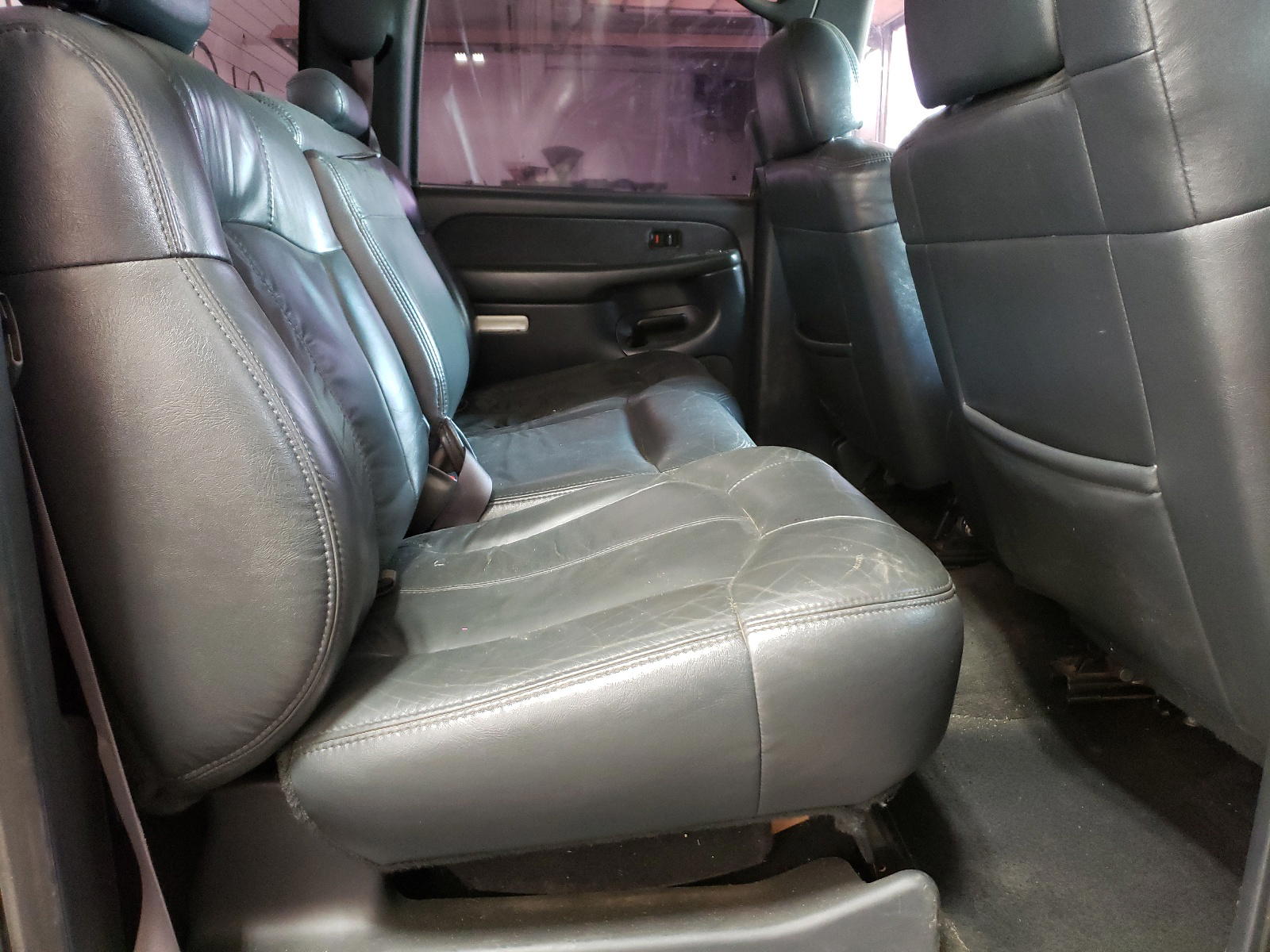 Photo 6 from auction – 2001 CHEVROLET SILVERADO with VIN 1GCHK23U51F154337