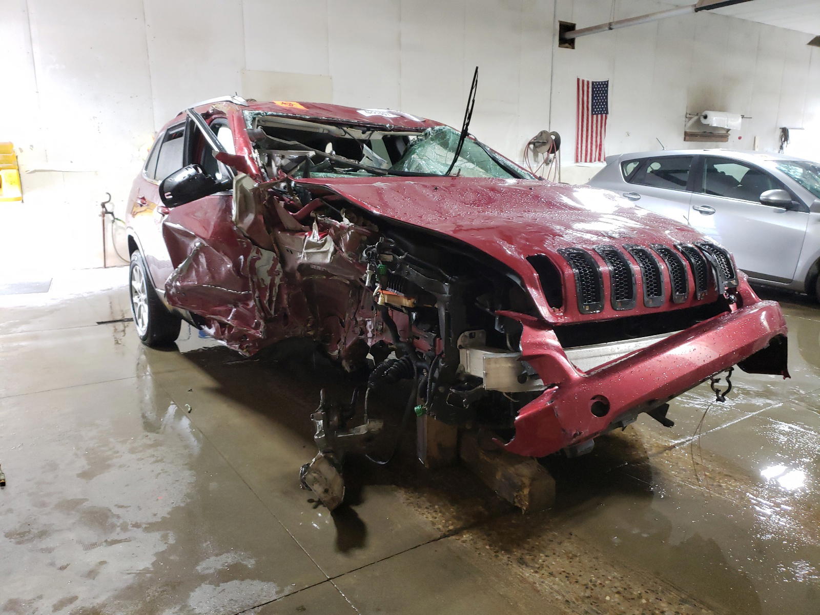 JEEP CHEROKEE L 2014 with VIN 1C4PJMCB3EW227817 - Photo from auction