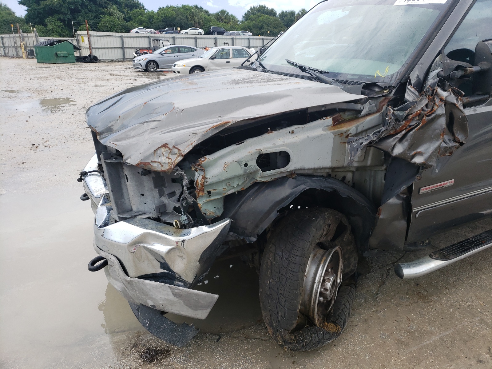 Photo 9 from auction – 2003 FORD F250 SUPER with VIN 1FTNW21P43ED38181