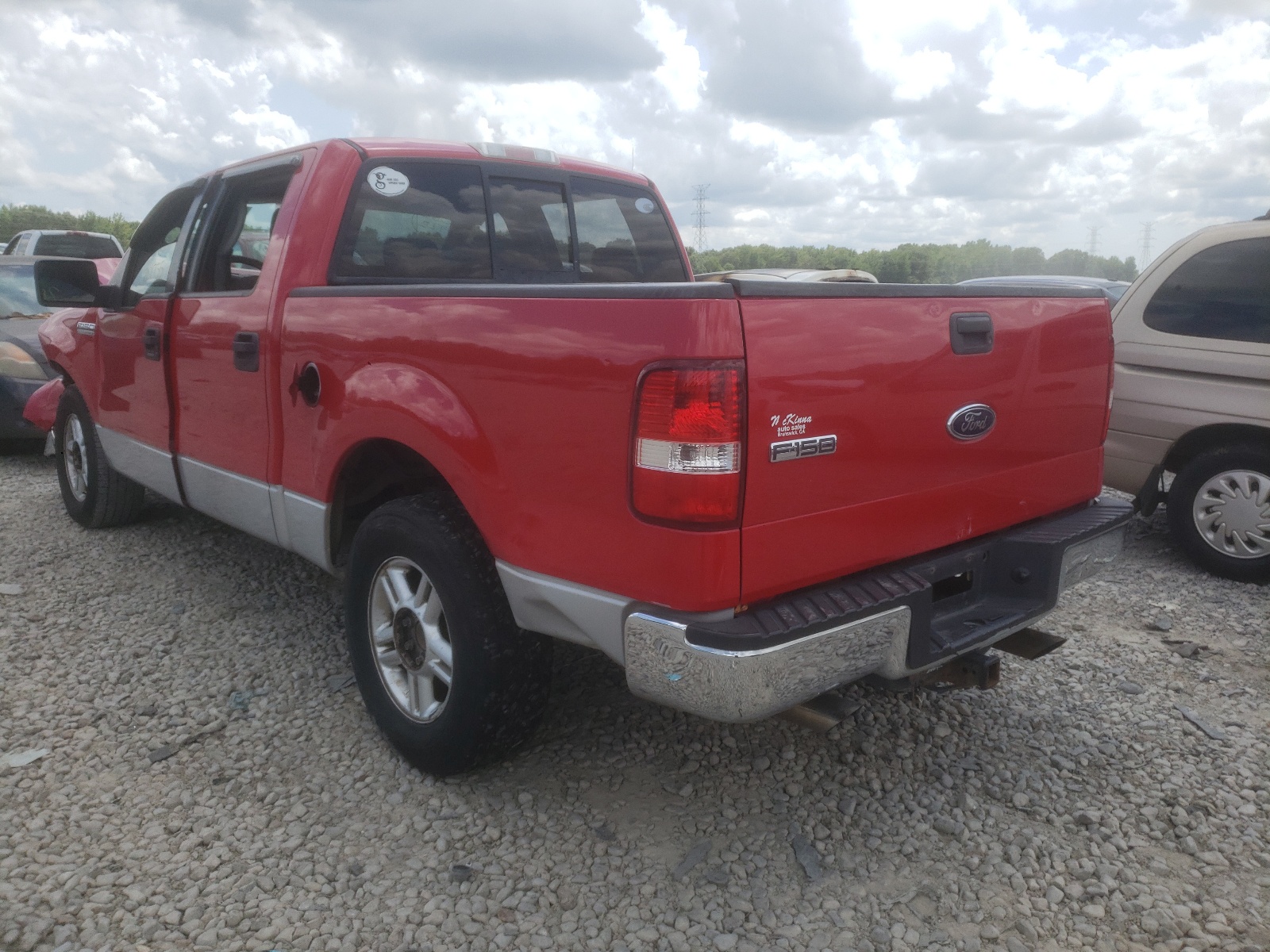 Photo 3 from auction – 2005 FORD F150 SUPER with VIN 1FTRW12W55KE97300