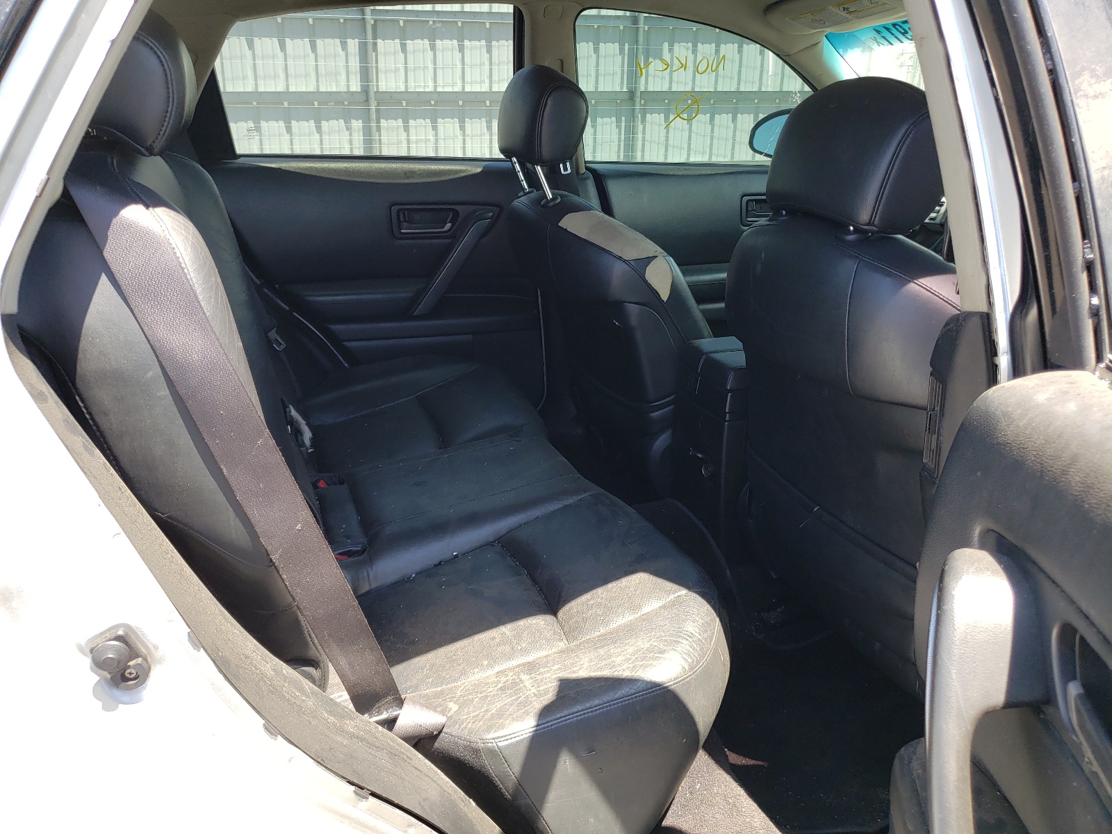 Photo 6 from auction – 2005 INFINITI FX35 with VIN JNRAS08W45X220411